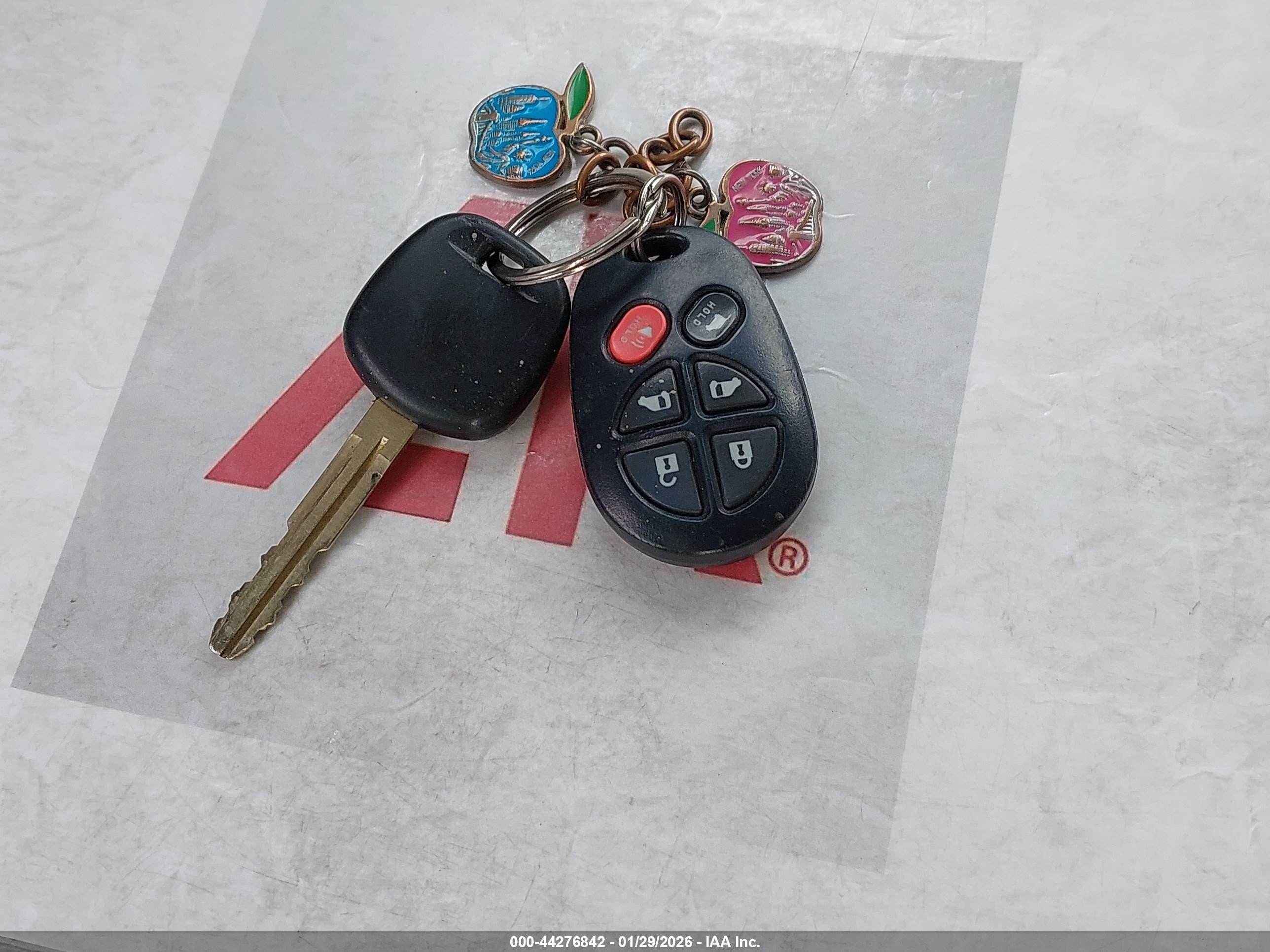 2014 Toyota Sienna Xle/limited Silver vin: 5TDYK3DC0ES409669