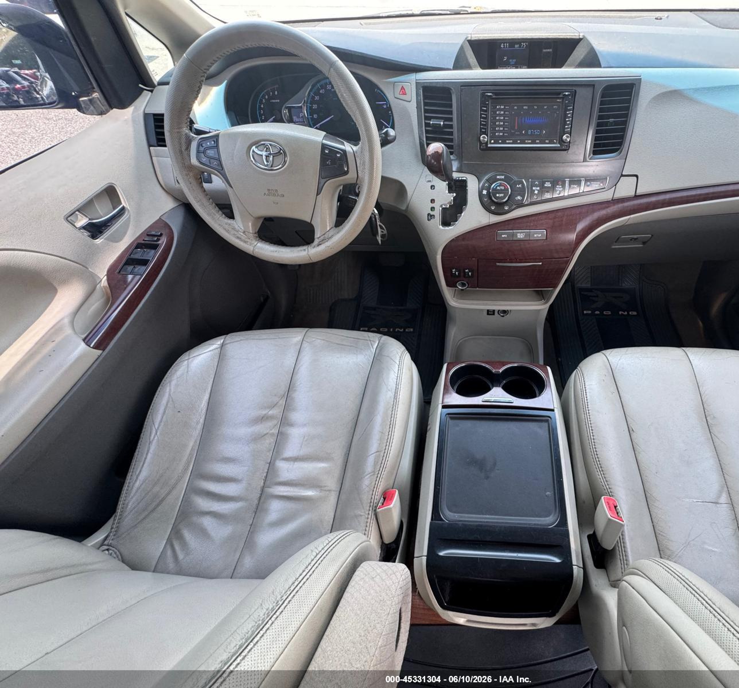 2014 Toyota Sienna Xle V6 8 Passenger Черный vin: 5TDYK3DC0ES443899