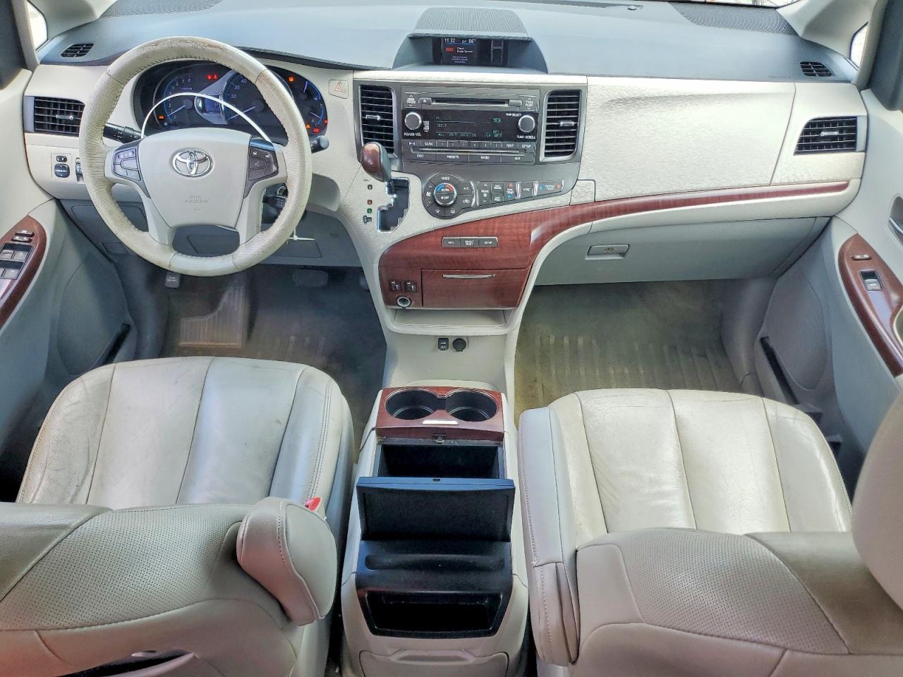 2014 Toyota Sienna Xle 8-passenger Gray vin: 5TDYK3DC0ES460329