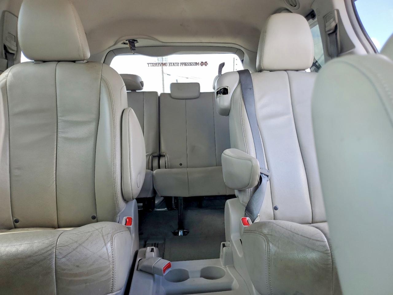 2014 Toyota Sienna Xle 8-passenger Gray vin: 5TDYK3DC0ES460329