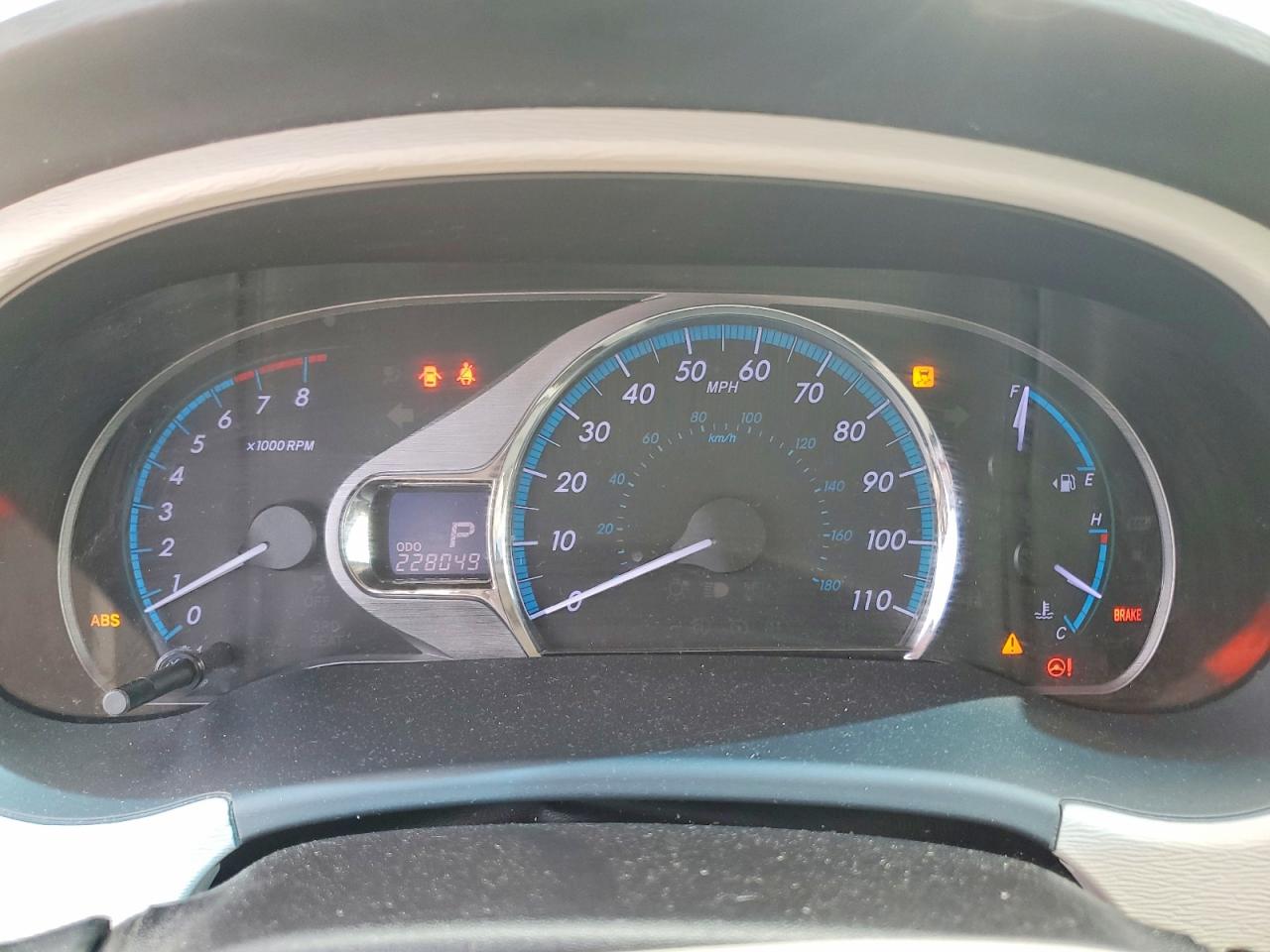 2014 Toyota Sienna Xle 8-passenger Gray vin: 5TDYK3DC0ES460329
