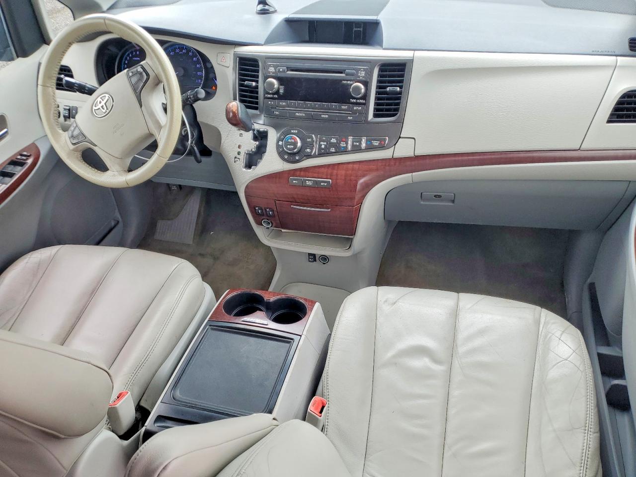 2014 Toyota Sienna Xle 8-passenger Gray vin: 5TDYK3DC0ES504488