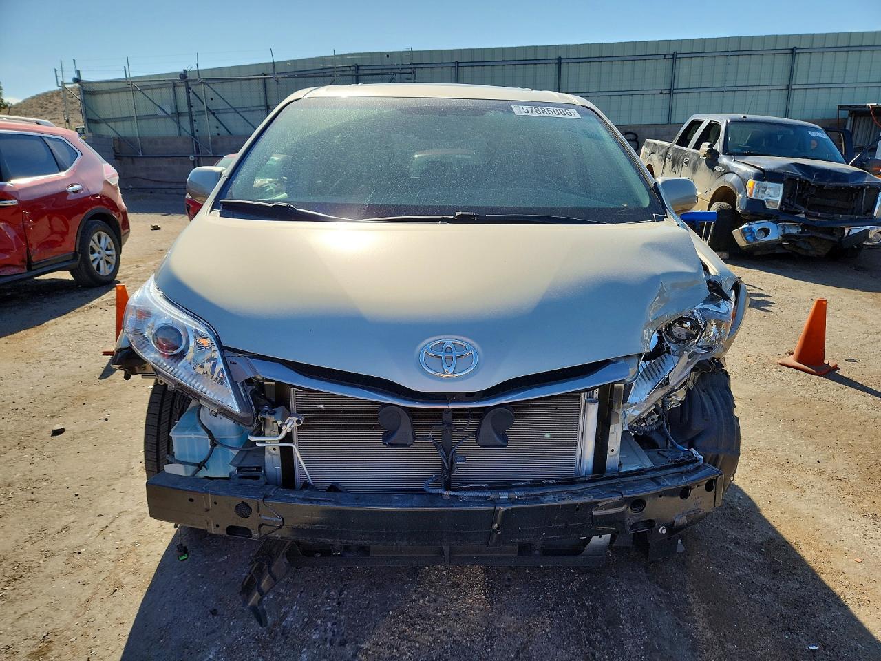 2015 Toyota Sienna Xle 8-passenger Gold vin: 5TDYK3DC0FS625703