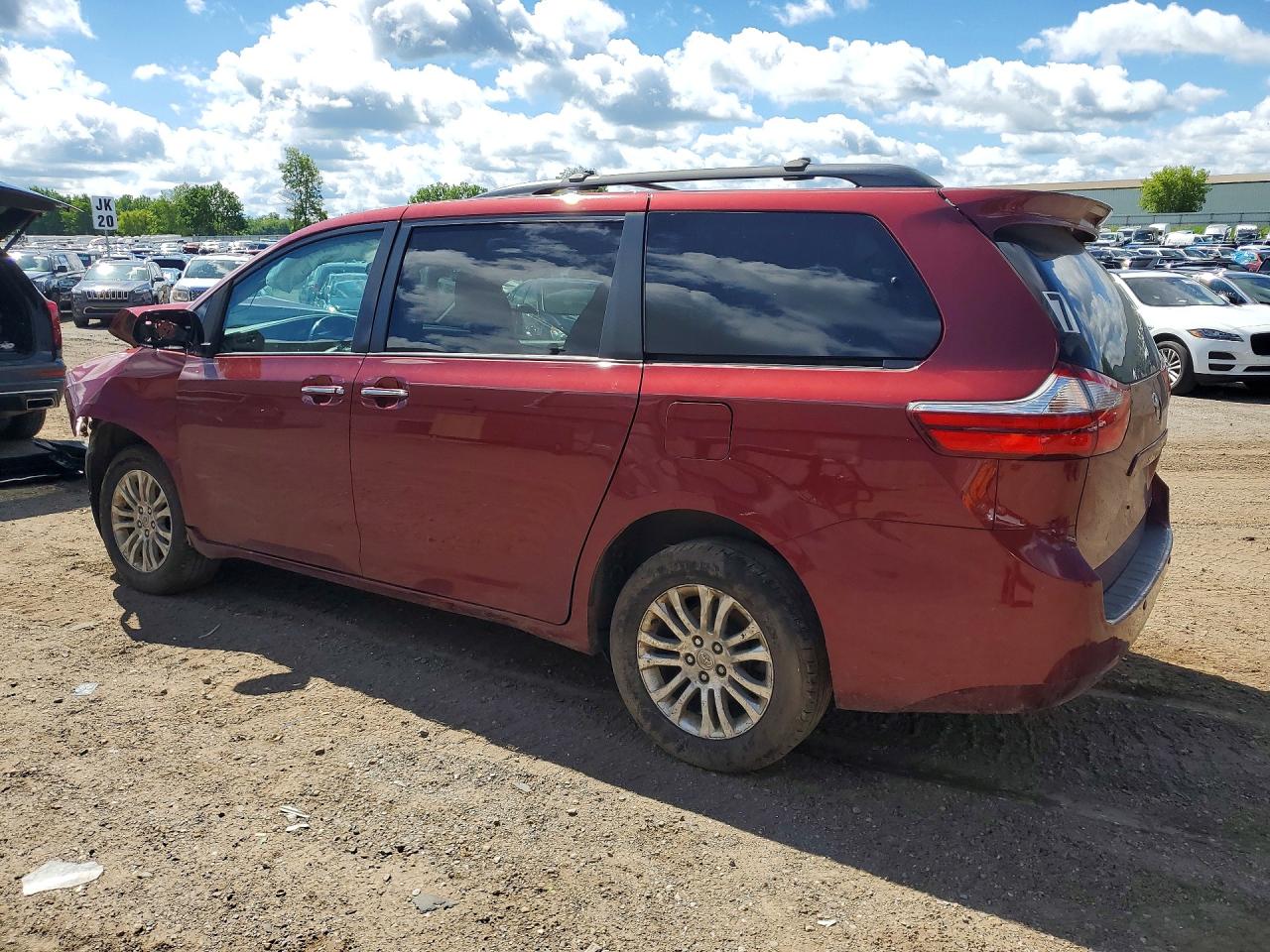 2015 Toyota Sienna Xle Premium 8-passenger Burgundy vin: 5TDYK3DC0FS638239