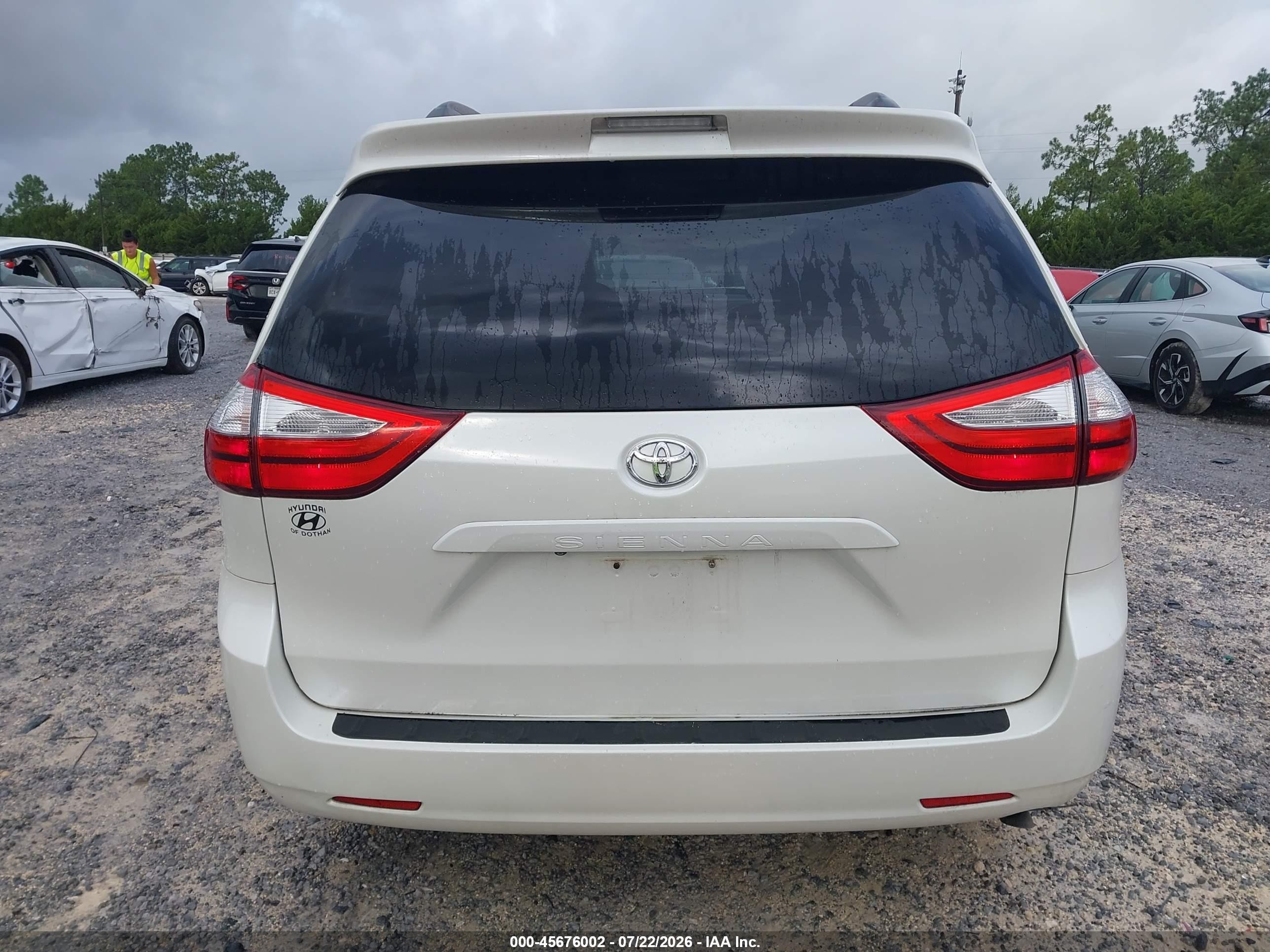 2015 Toyota Sienna Xle/limited White vin: 5TDYK3DC0FS648284