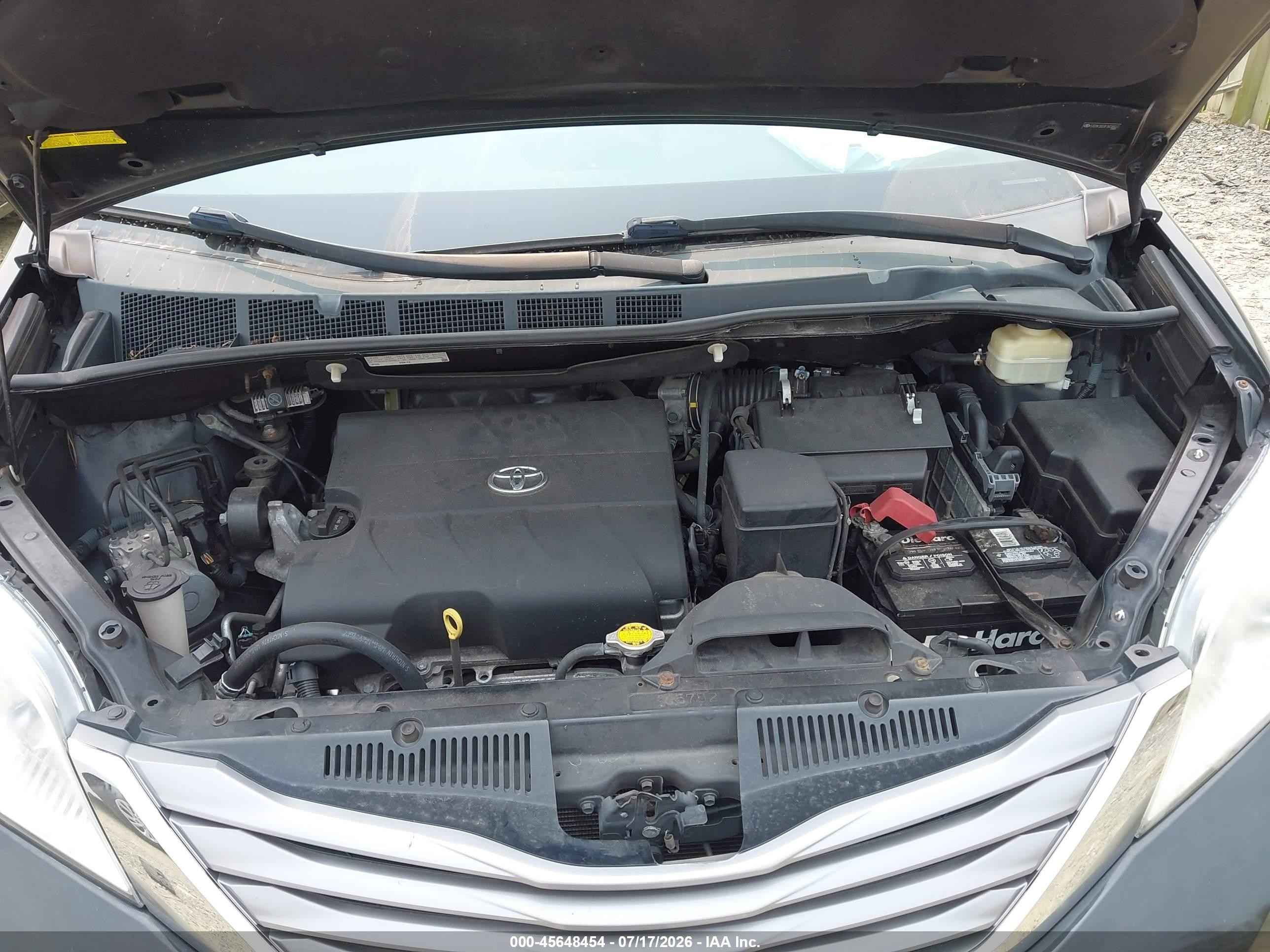 2015 Toyota Sienna Xle 7 Passenger/xle 8 Passenger/xle Premium 8 Passenger Black vin: 5TDYK3DC0FS656627