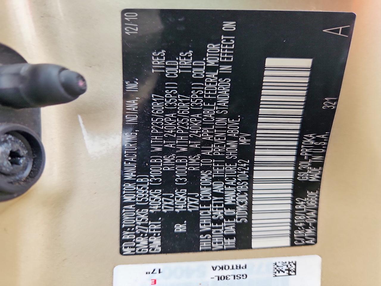 2011 Toyota Sienna Xle 8-passenger Золотой vin: 5TDYK3DC1BS104242