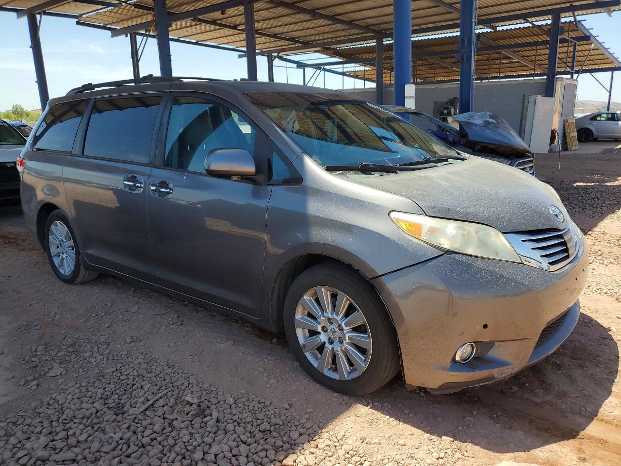 2011 Toyota Sienna Limited 7-passenger Gray vin: 5TDYK3DC1BS125334