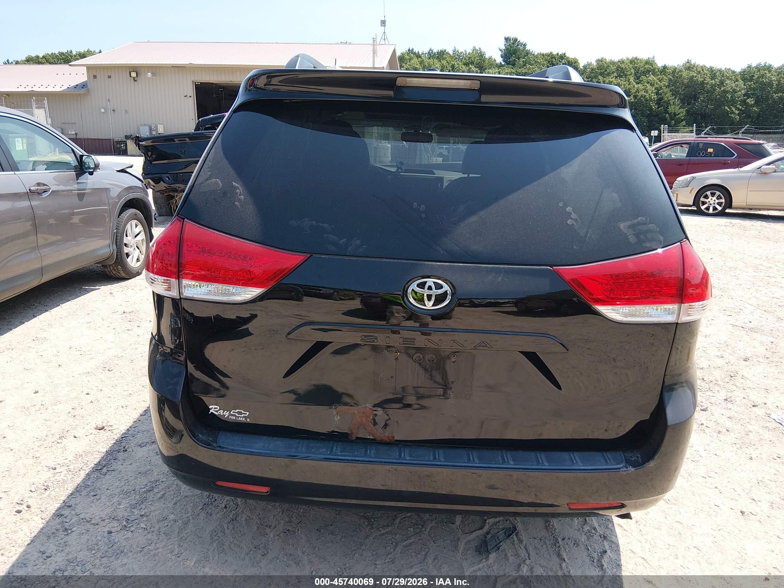 2012 Toyota Sienna Xle V6 8 Passenger Gray vin: 5TDYK3DC1CS226584
