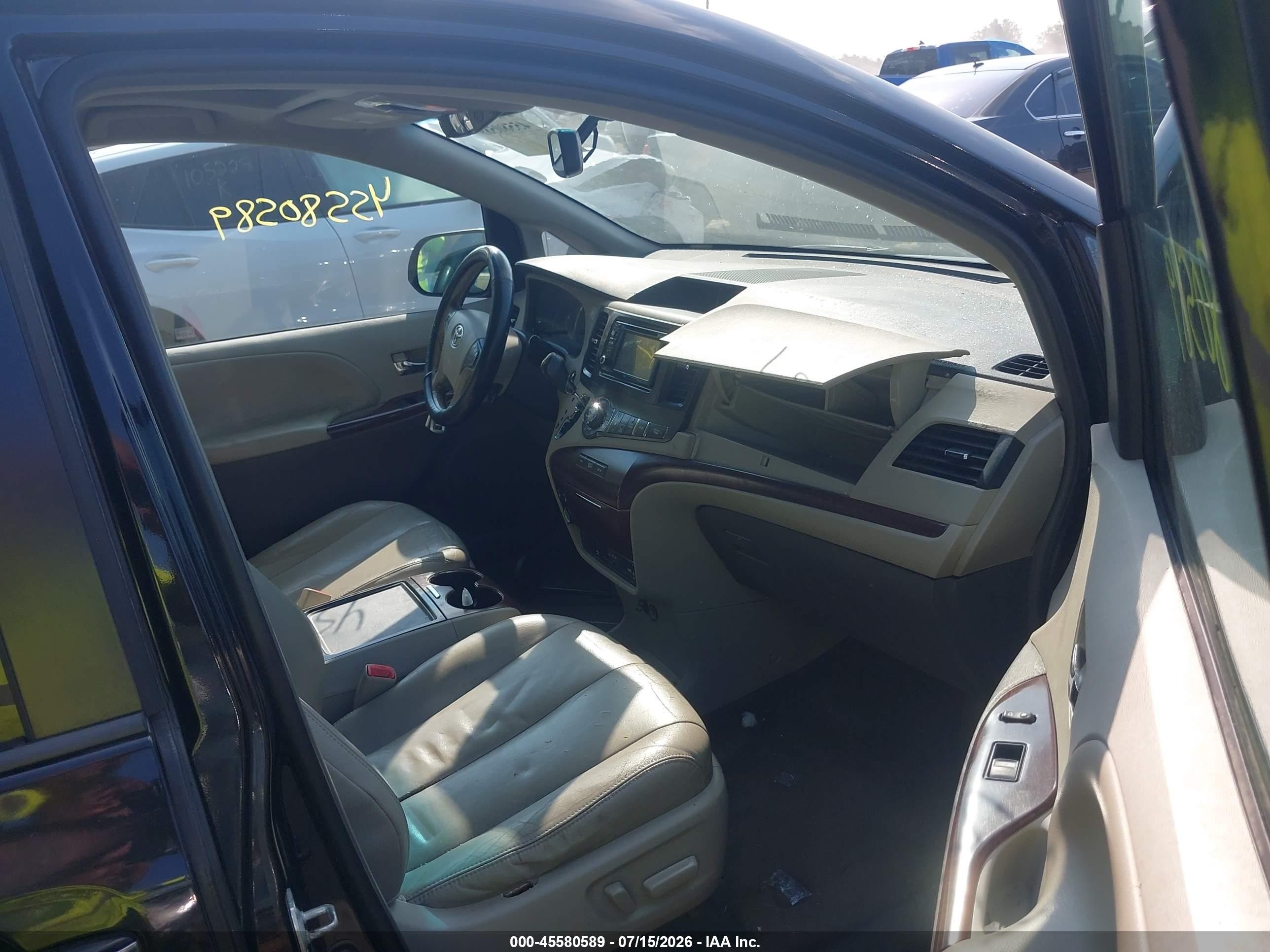 2012 Toyota Sienna Xle V6 8 Passenger Черный vin: 5TDYK3DC1CS248116