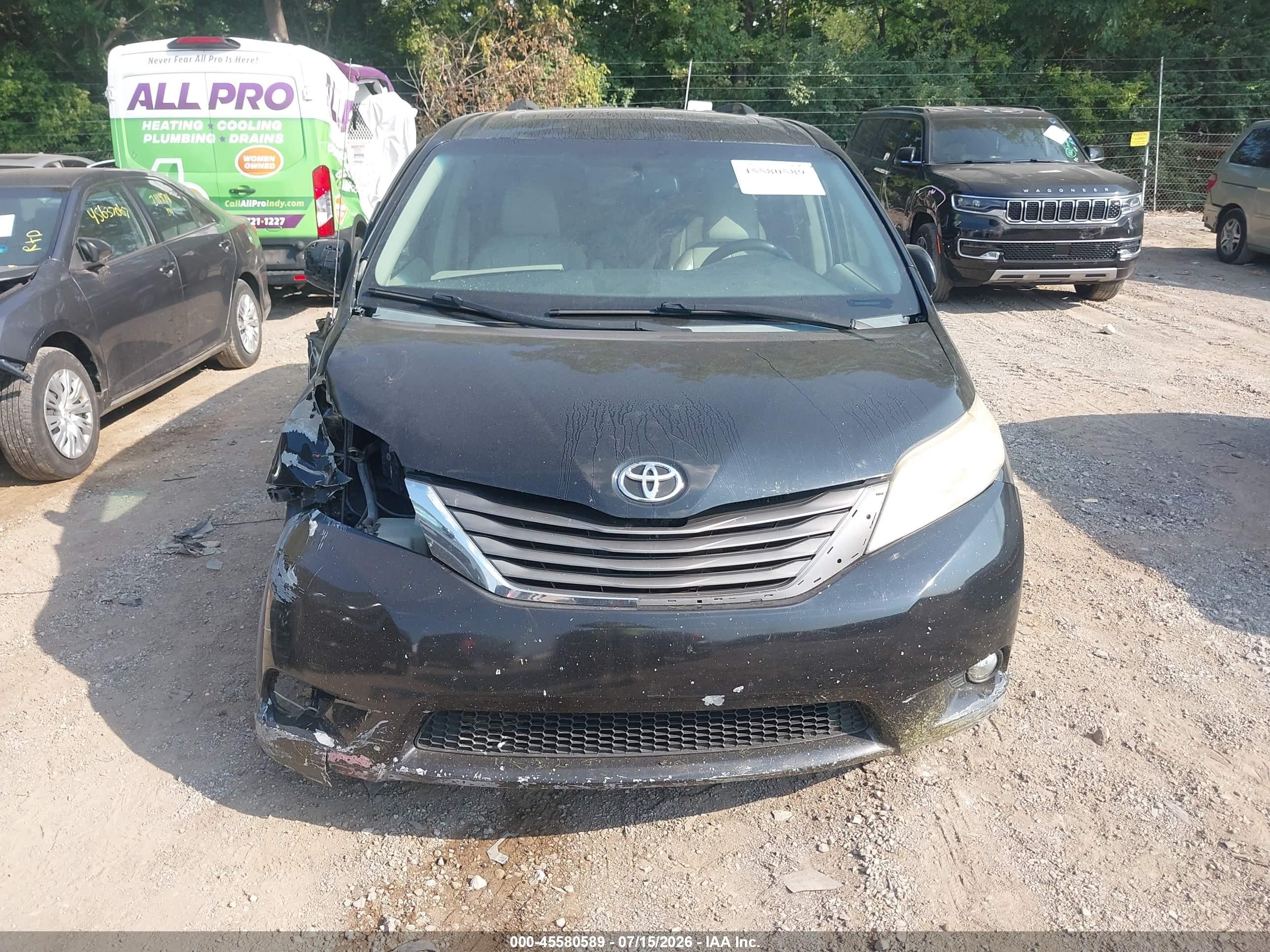 2012 Toyota Sienna Xle V6 8 Passenger Черный vin: 5TDYK3DC1CS248116