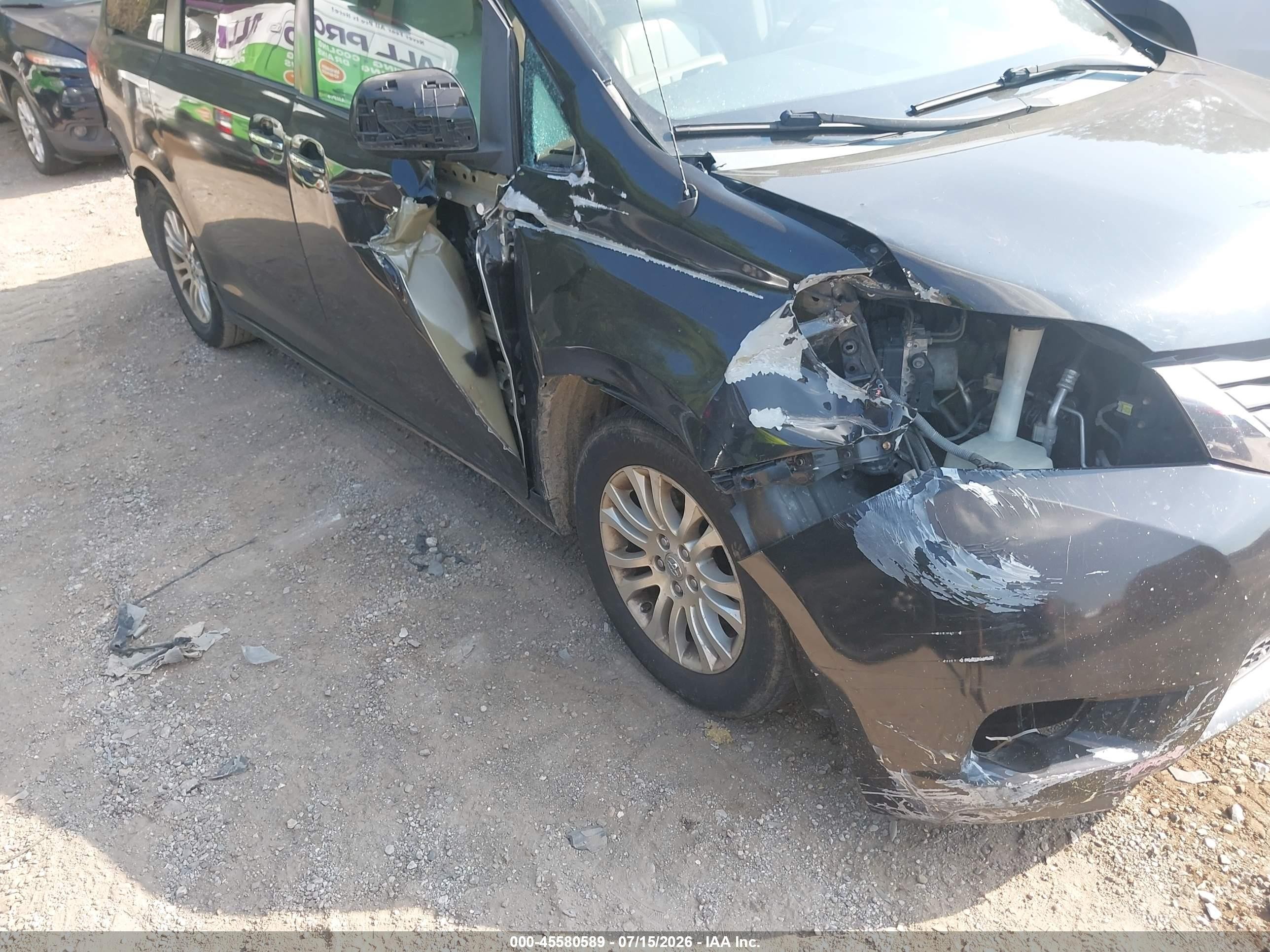 2012 Toyota Sienna Xle V6 8 Passenger Черный vin: 5TDYK3DC1CS248116