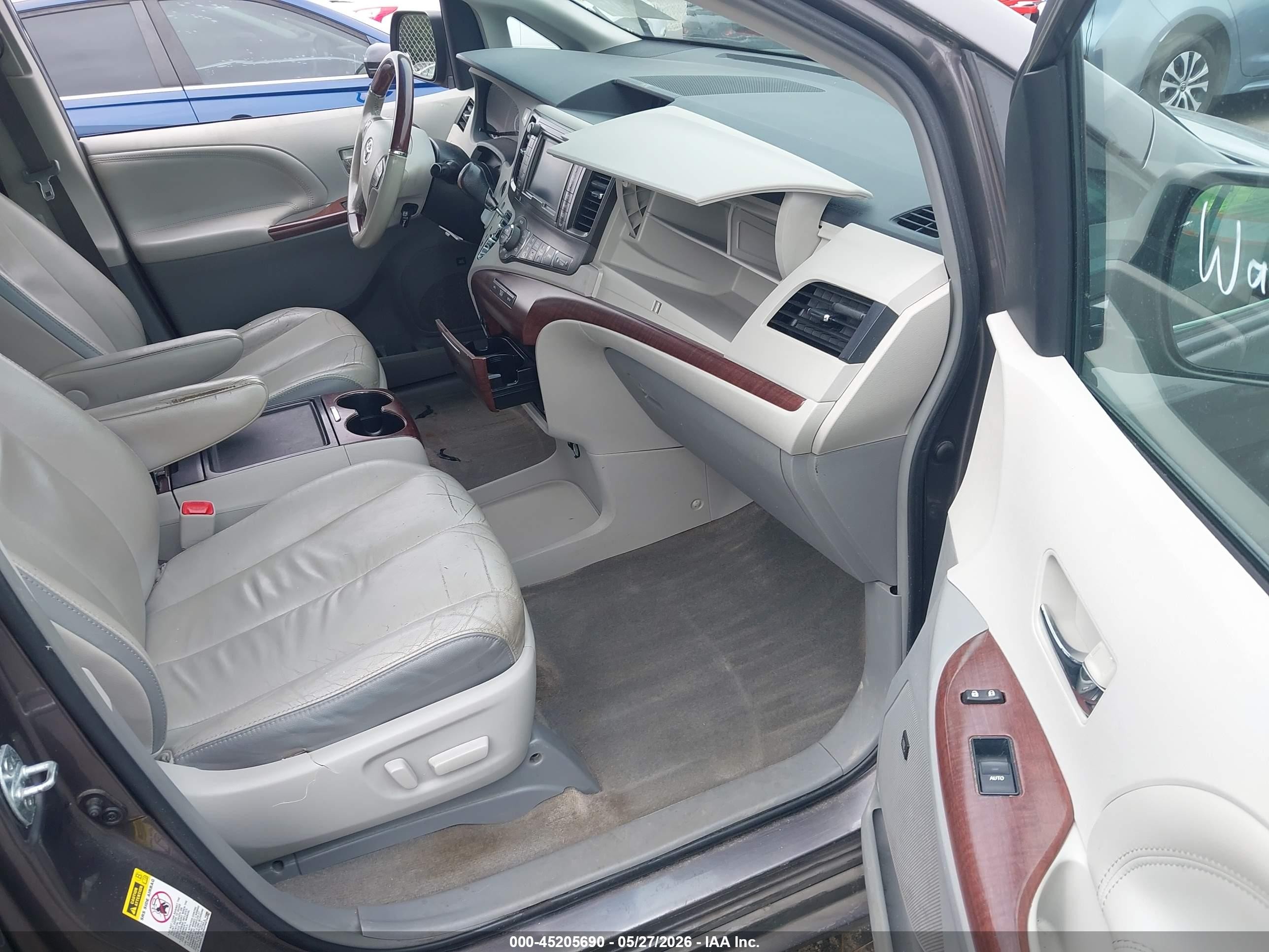 2012 Toyota Sienna Xle/limited Gray vin: 5TDYK3DC1CS261271