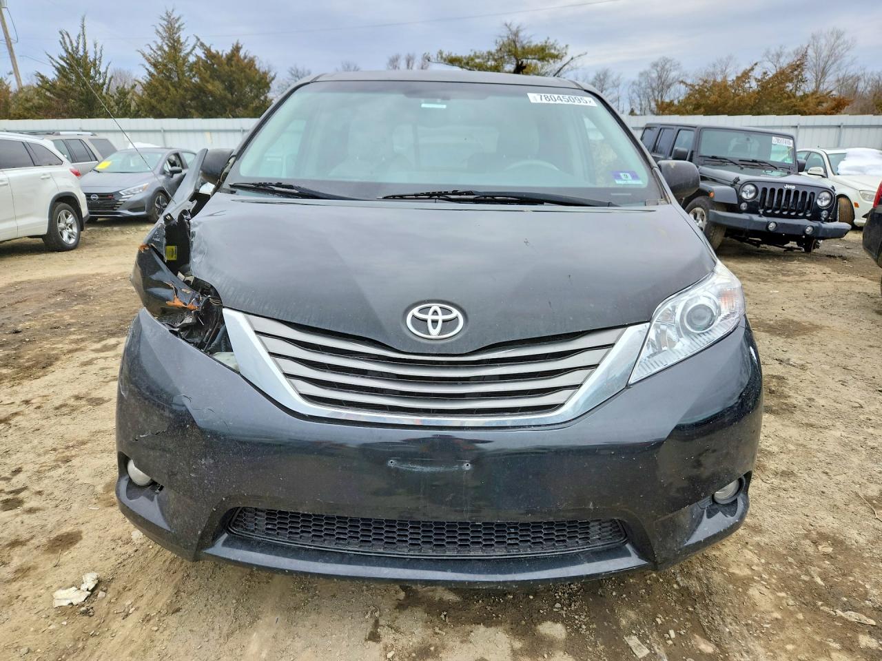 2013 Toyota Sienna Black vin: 5TDYK3DC1DS290447