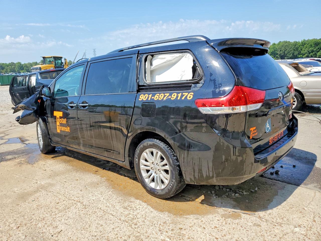 2014 Toyota Sienna Xle 8-passenger Black vin: 5TDYK3DC1ES462476