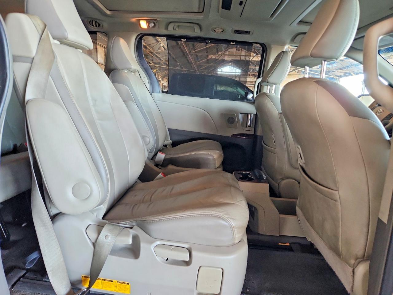 2014 Toyota Sienna Limited 7-passenger Белый vin: 5TDYK3DC1ES490682