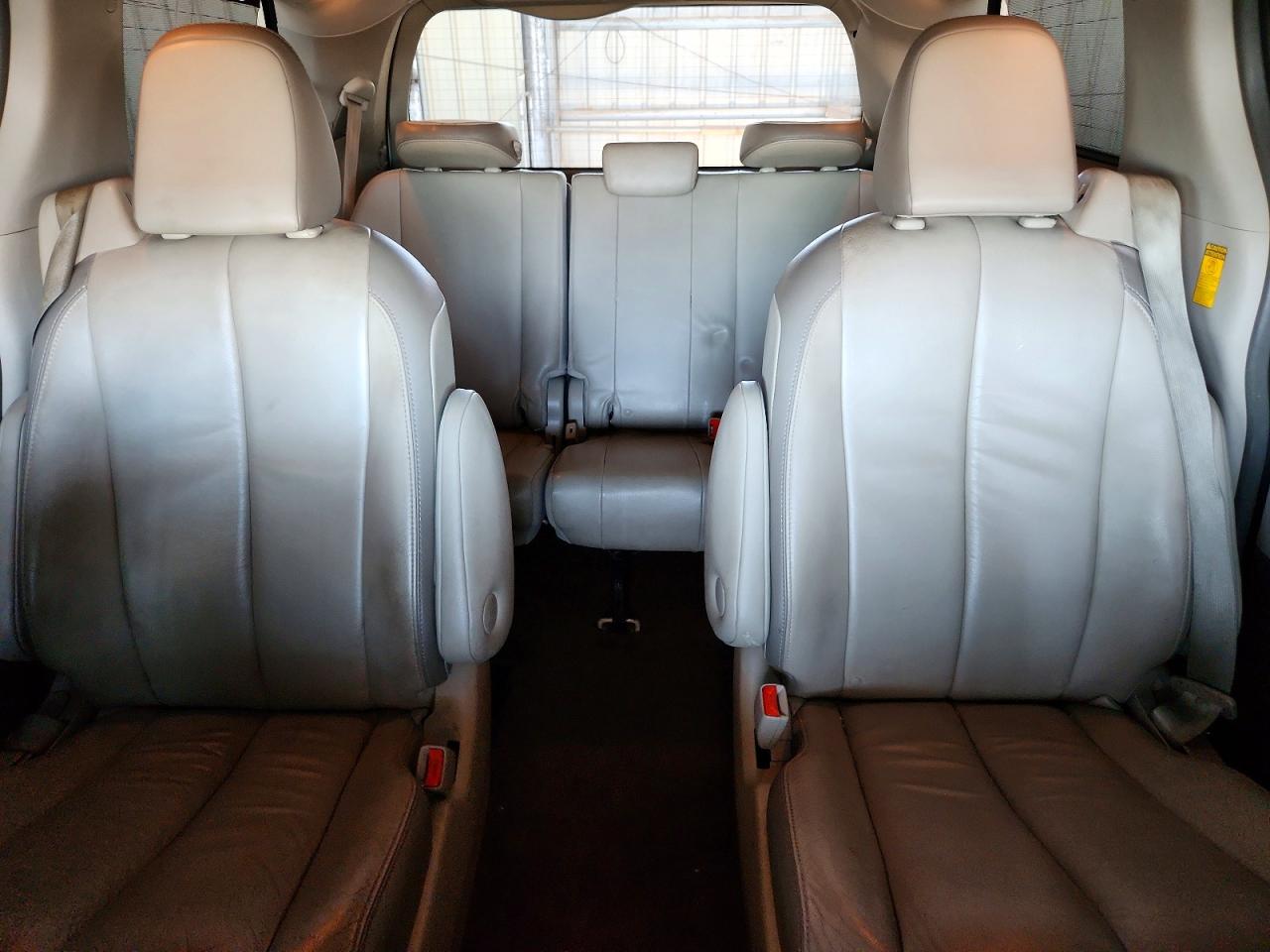 2014 Toyota Sienna Limited 7-passenger Белый vin: 5TDYK3DC1ES490682