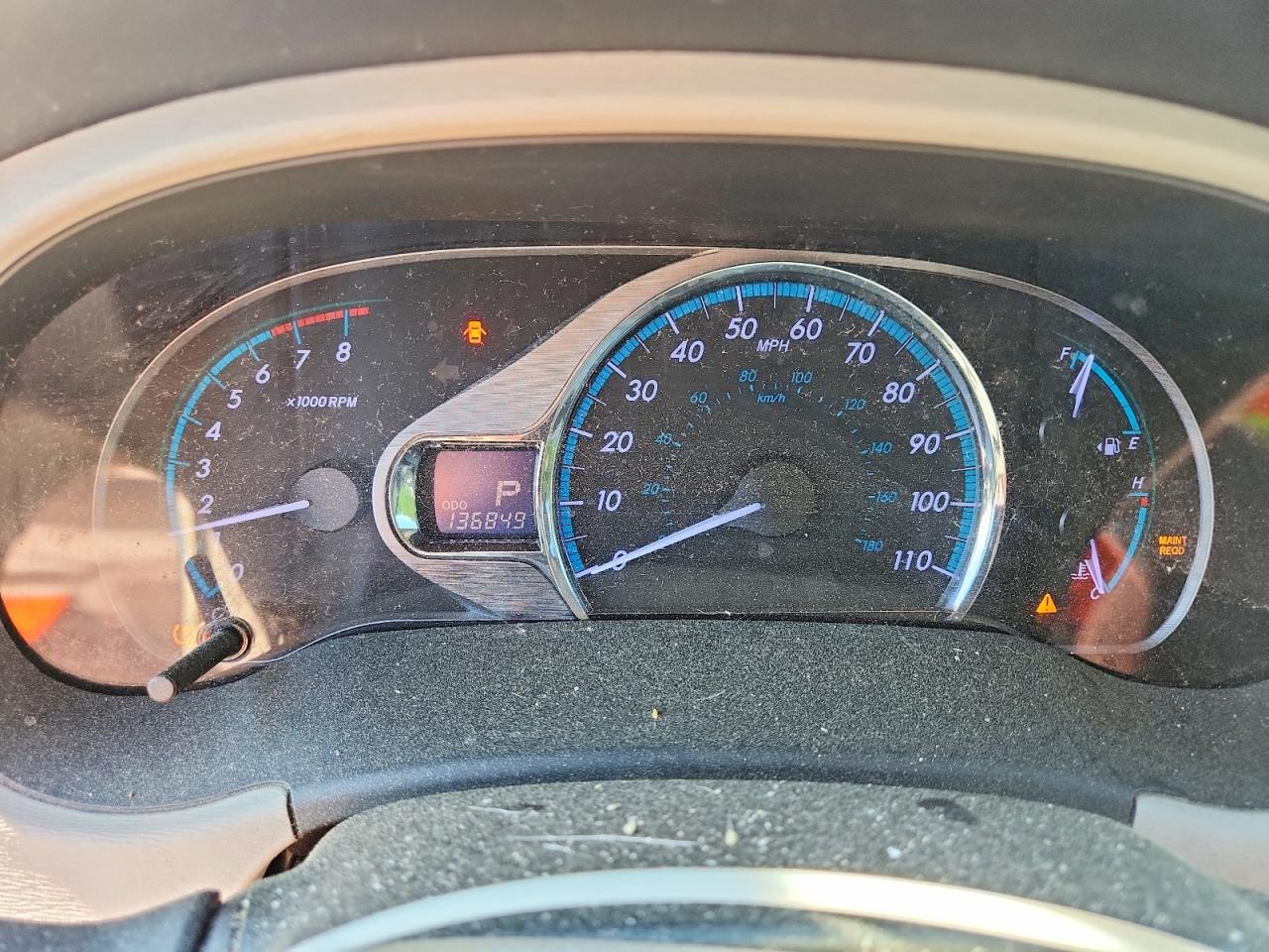 2014 Toyota Sienna Xle 8-passenger Silver vin: 5TDYK3DC1ES504516