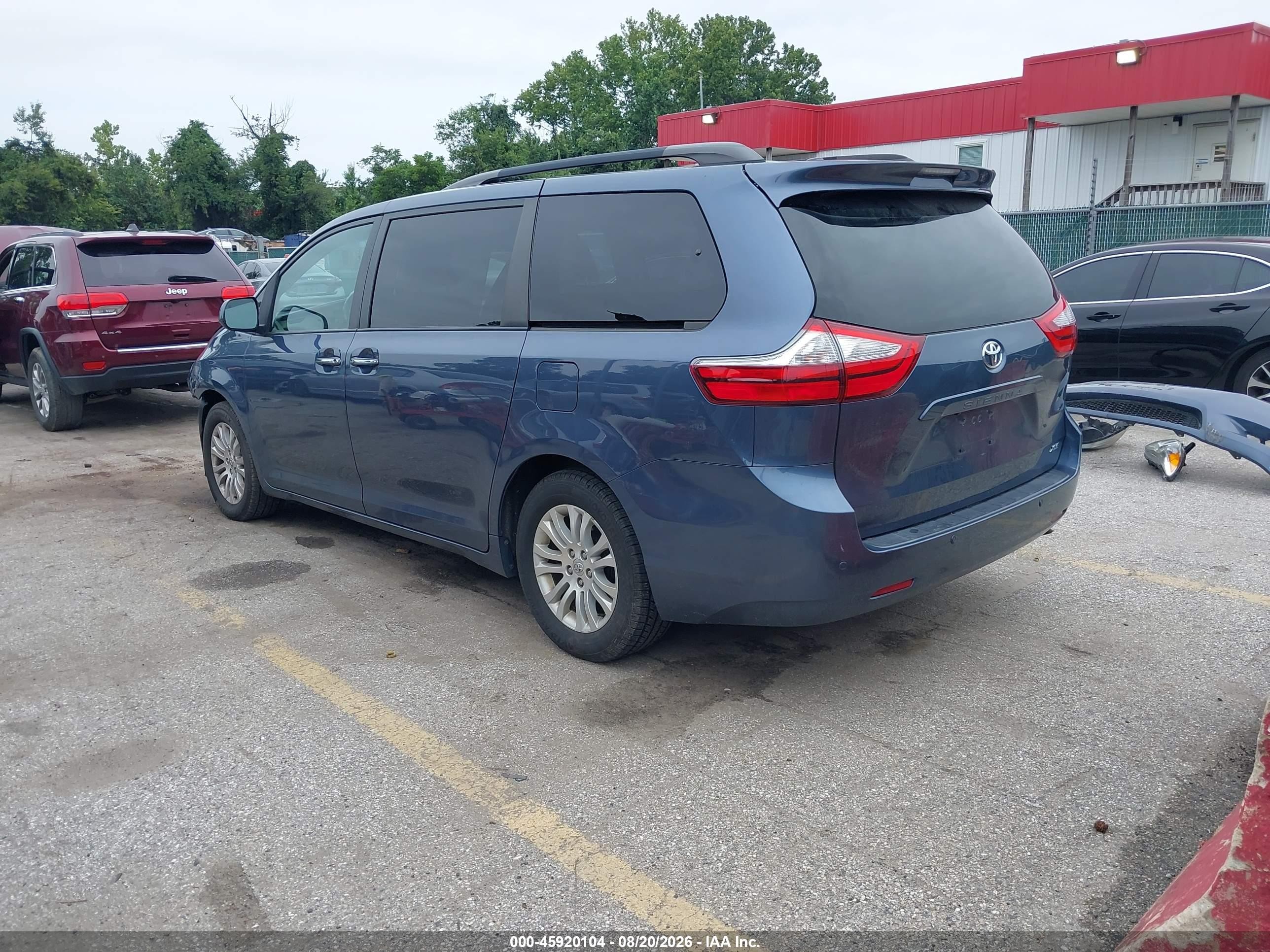 2015 Toyota Sienna Xle/limited Blue vin: 5TDYK3DC1FS551045