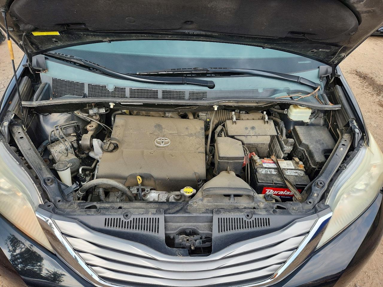 2015 Toyota Sienna Xle 8-passenger Black vin: 5TDYK3DC1FS580254