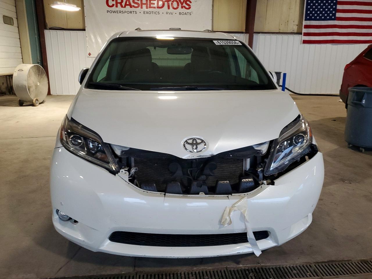 2015 Toyota Sienna Limited Premium 7-passenger Белый vin: 5TDYK3DC1FS587463