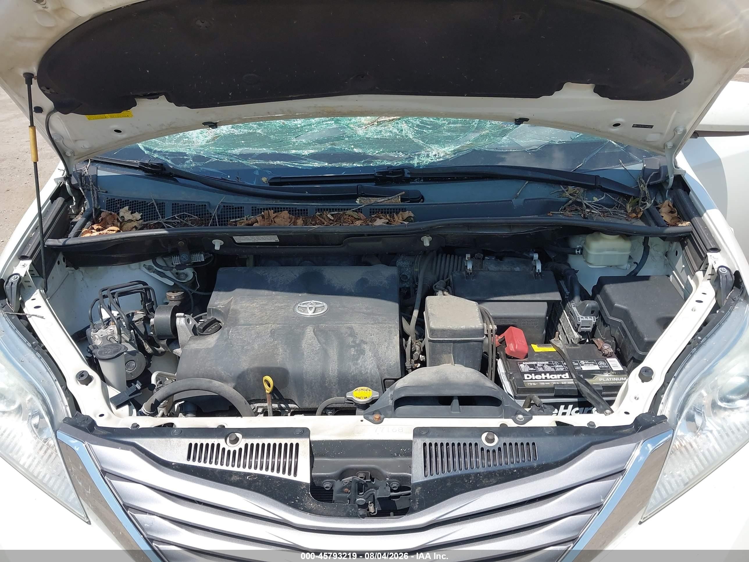 2015 Toyota Sienna Xle 8 Passenger White vin: 5TDYK3DC1FS601023