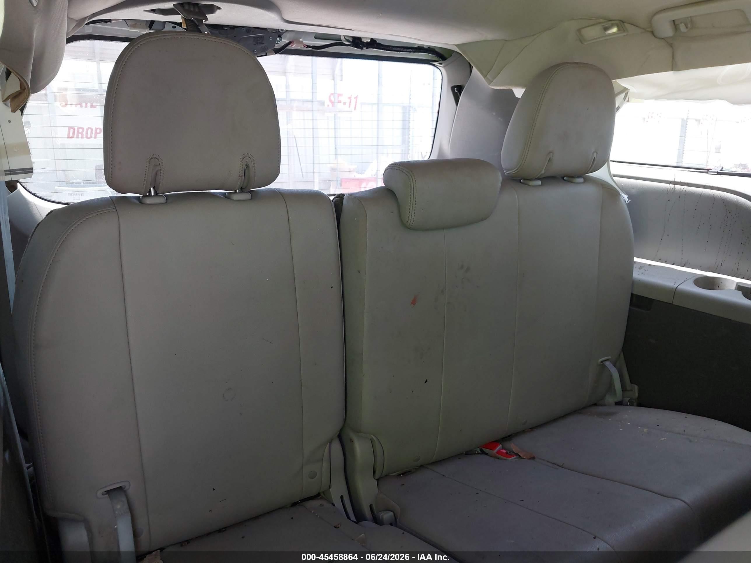 2015 Toyota Sienna Xle 8 Passenger White vin: 5TDYK3DC1FS650190