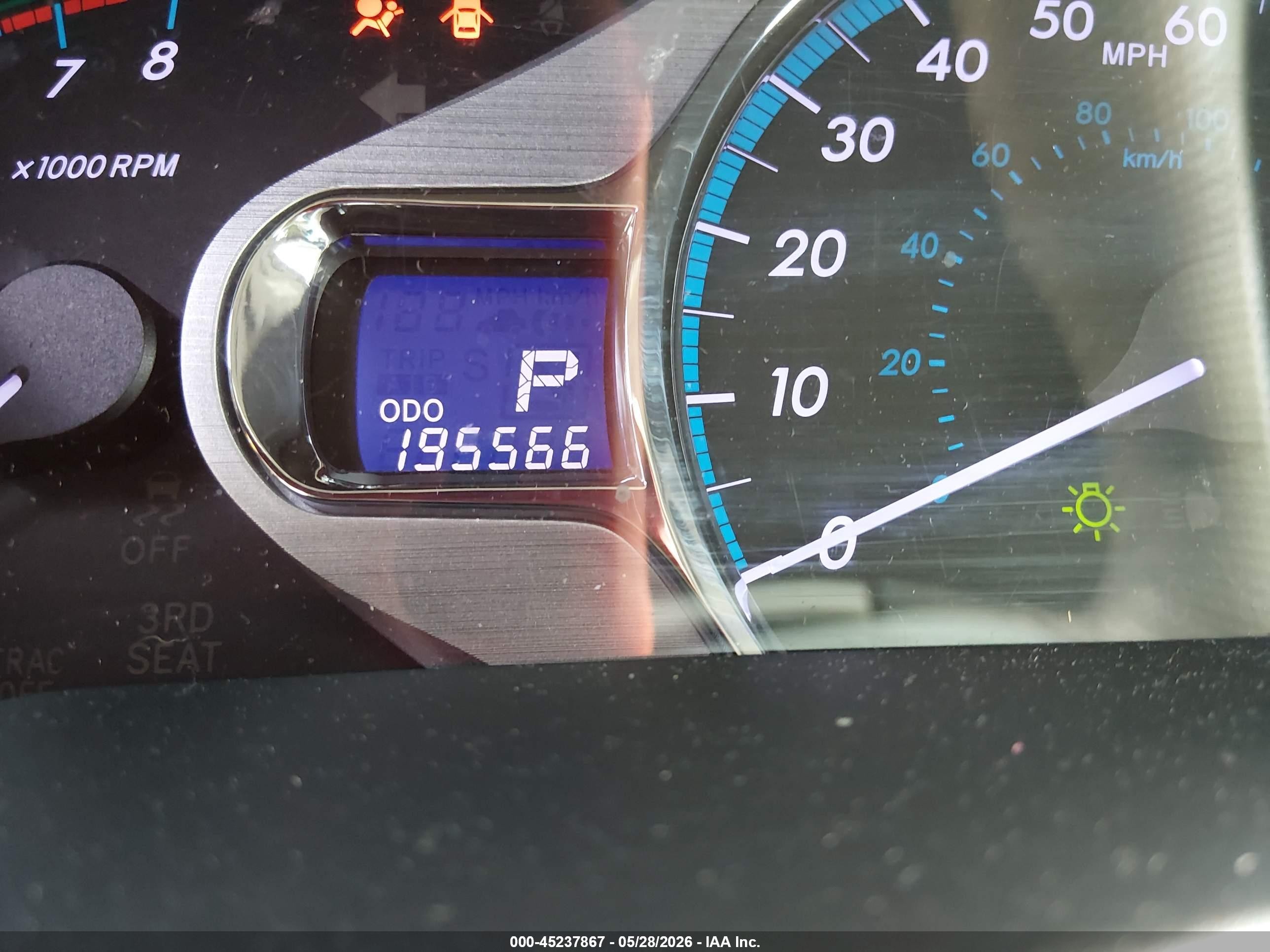 2011 Toyota Sienna Xle V6 Gray vin: 5TDYK3DC2BS053267