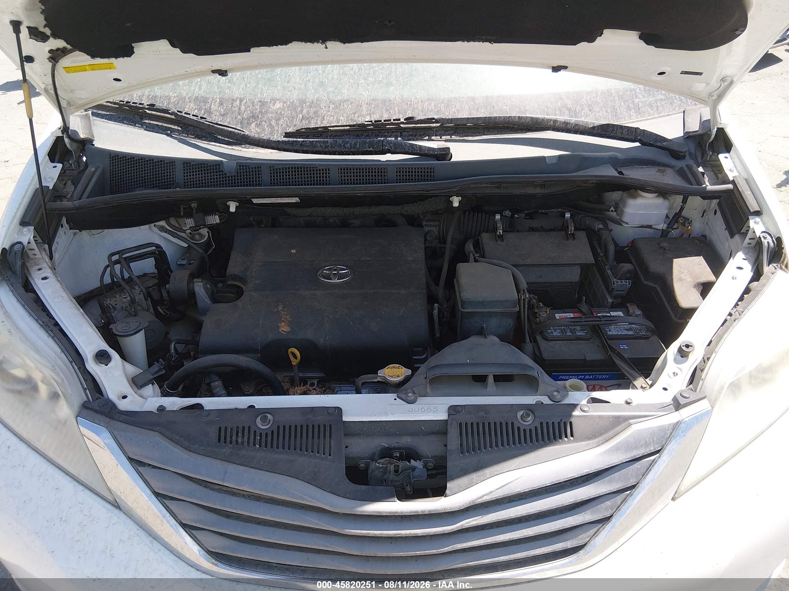 2011 Toyota Sienna Xle V6 White vin: 5TDYK3DC2BS117999