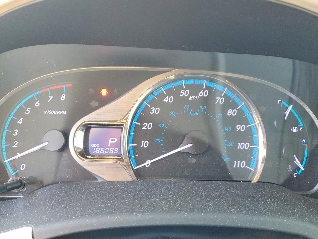 2011 Toyota Sienna Xle 8-passenger Серебряный vin: 5TDYK3DC2BS152204
