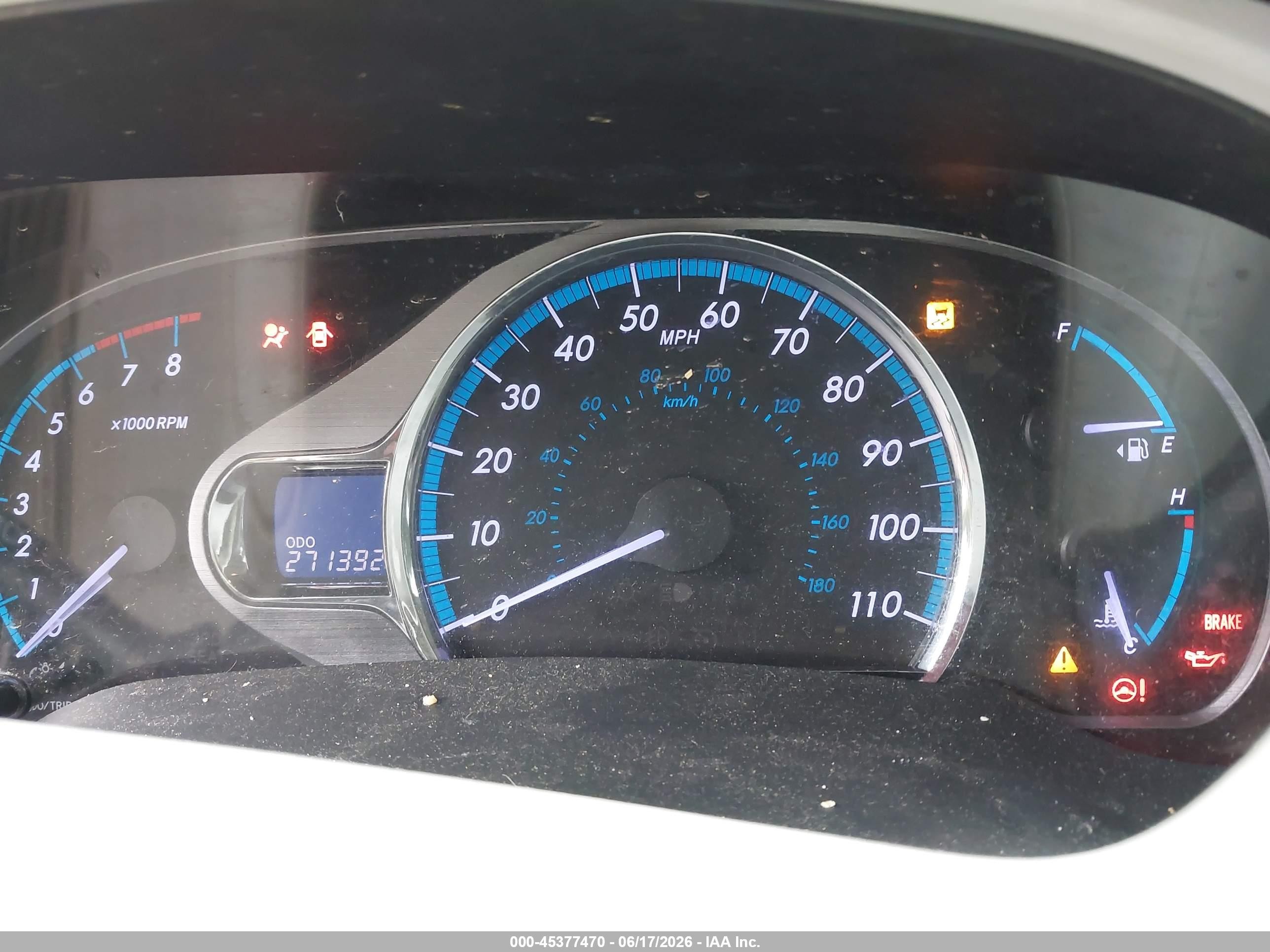 2012 Toyota Sienna Xle V6 8 Passenger Silver vin: 5TDYK3DC2CS192073