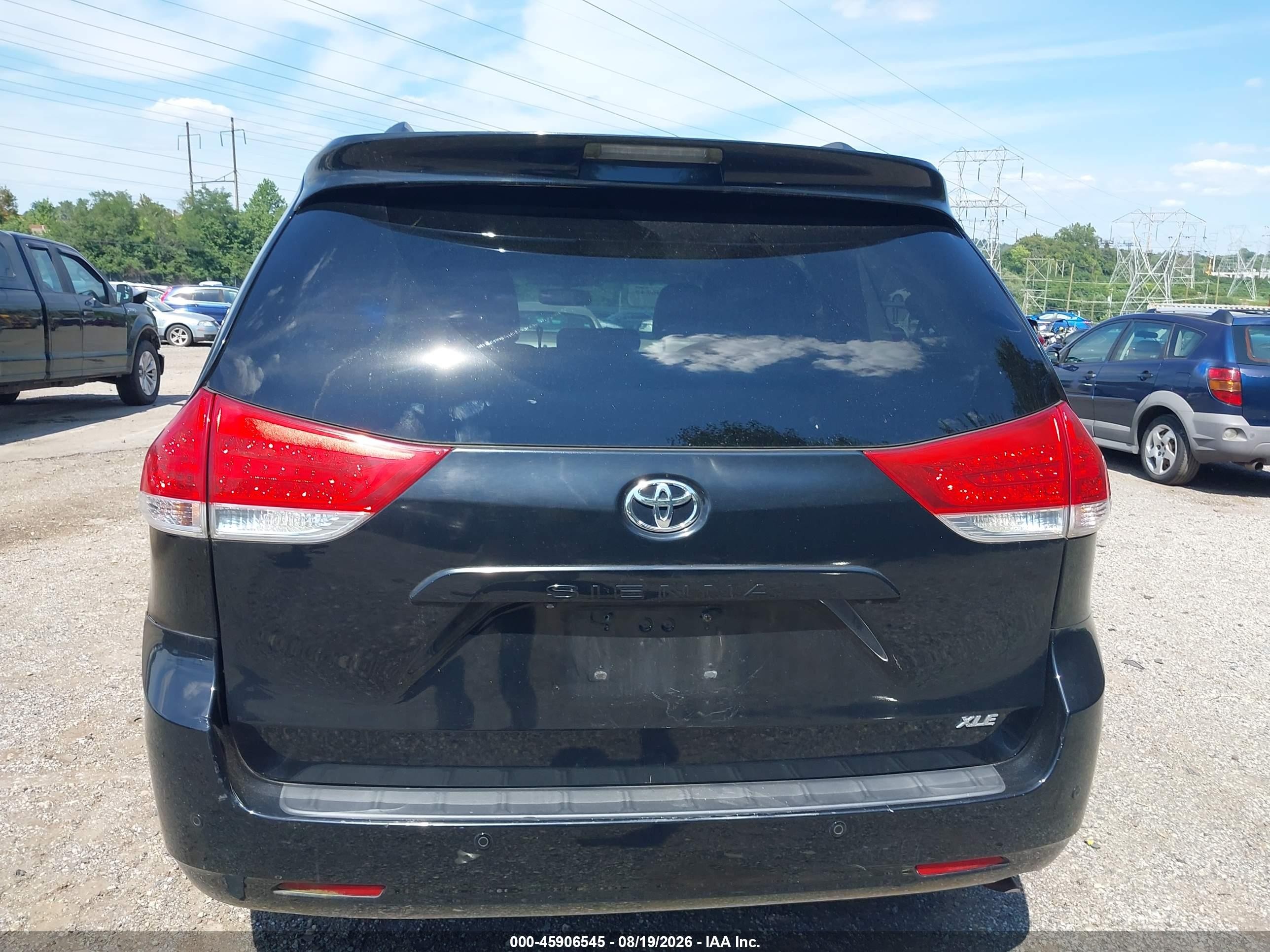 2012 Toyota Sienna Xle V6 8 Passenger Black vin: 5TDYK3DC2CS218350