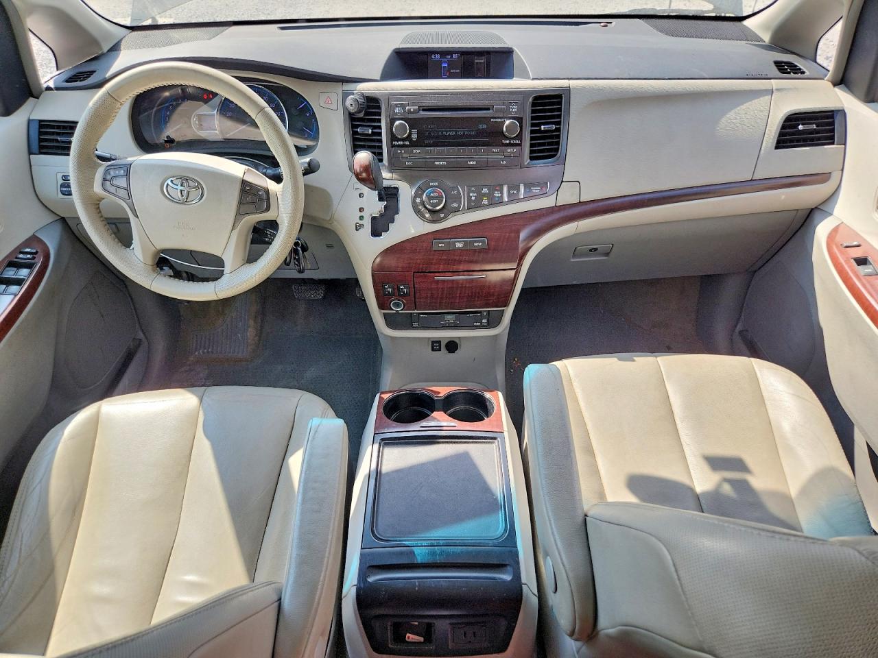 2012 Toyota Sienna Xle 8-passenger Green vin: 5TDYK3DC2CS239702