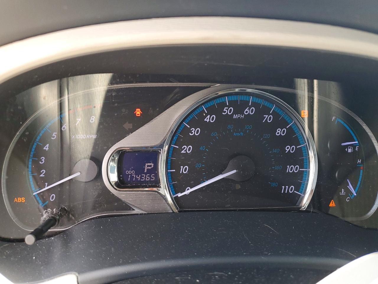 2013 Toyota Sienna Xle 8-passenger Gray vin: 5TDYK3DC2DS364328