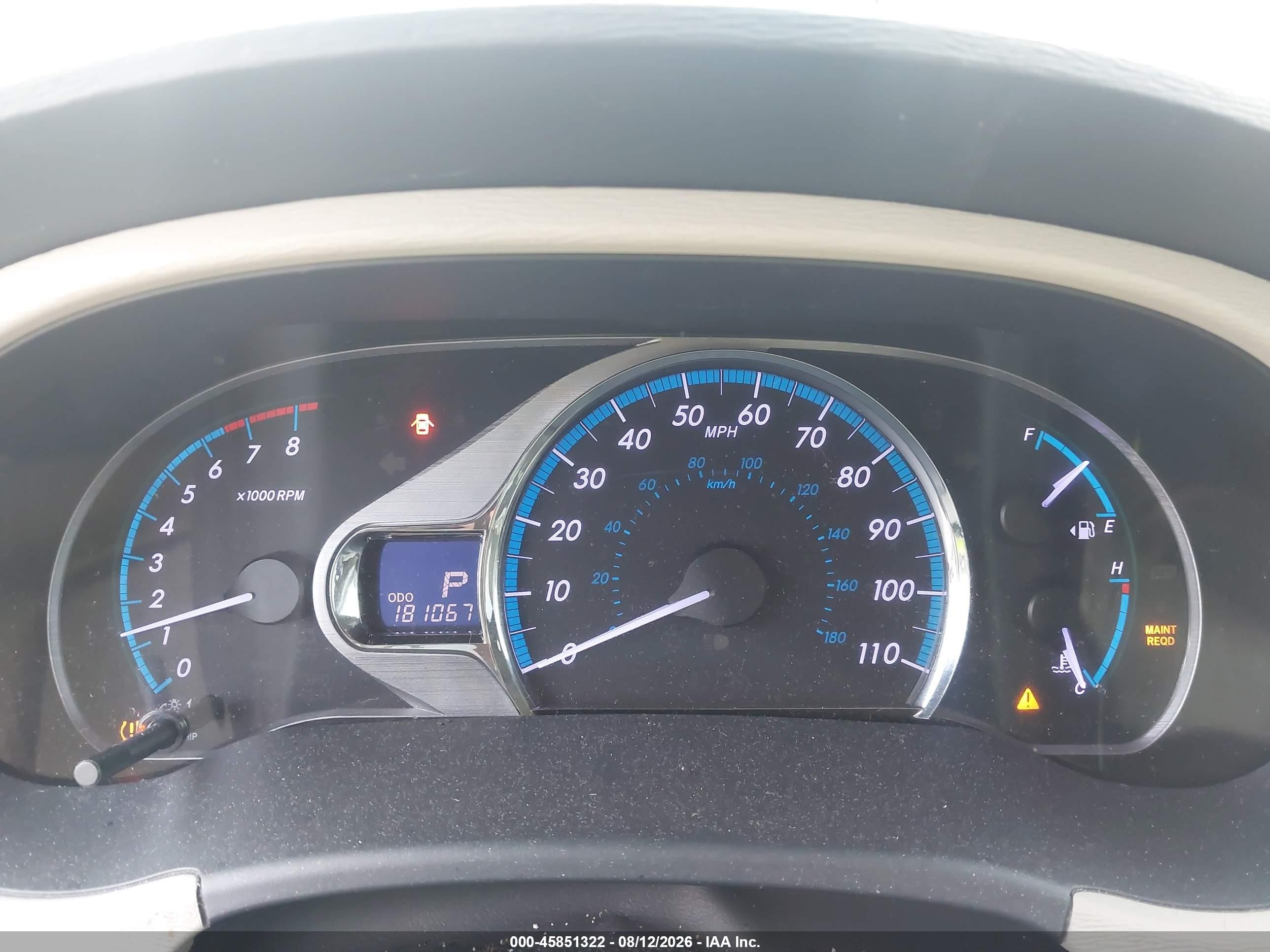 2013 Toyota Sienna Xle V6 8 Passenger Silver vin: 5TDYK3DC2DS371411