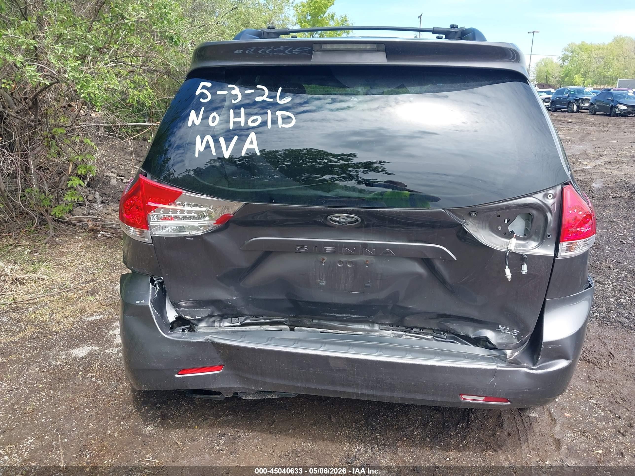 2014 Toyota Sienna Xle V6 8 Passenger Gray vin: 5TDYK3DC2ES414257