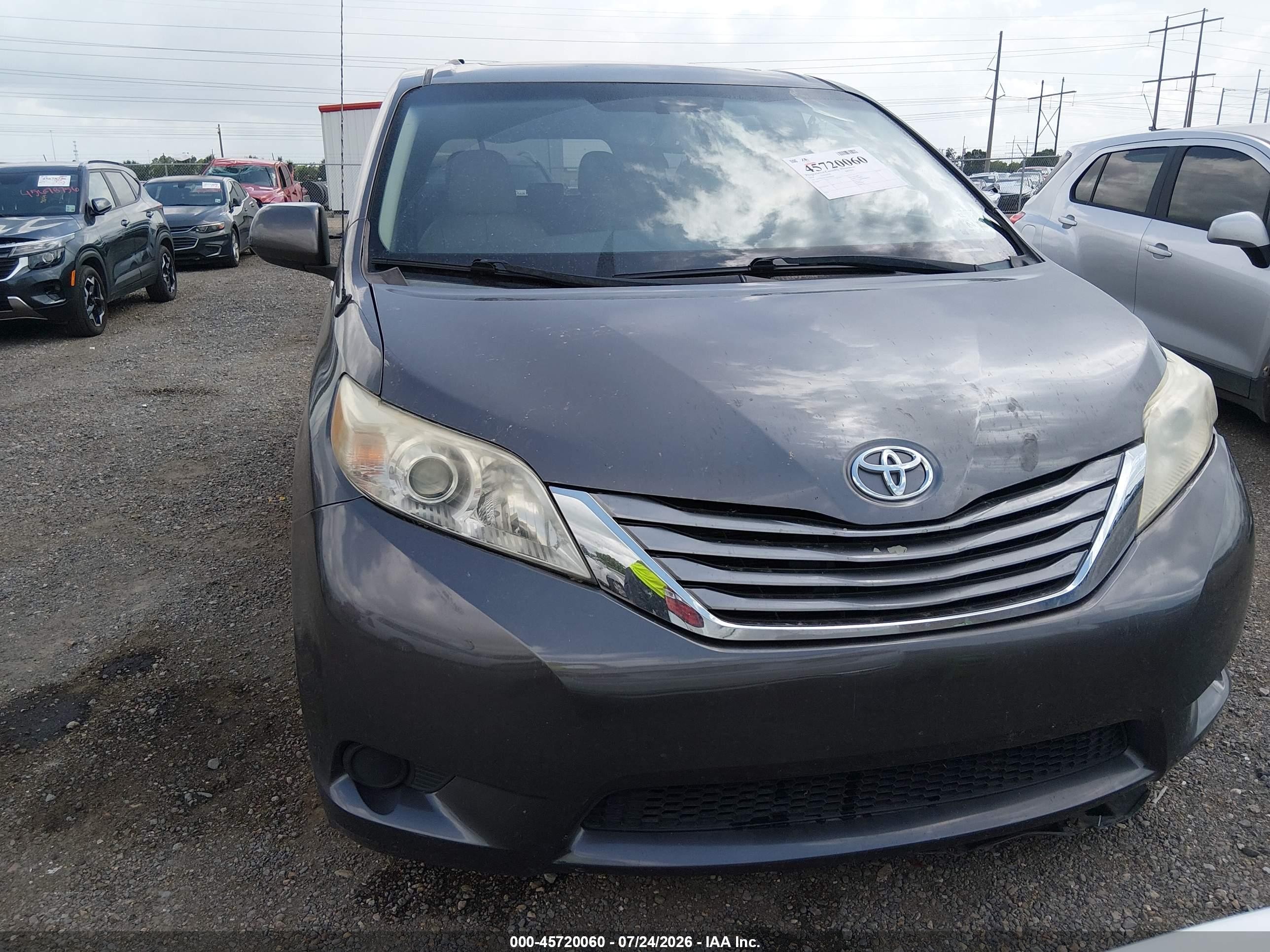 2014 Toyota Sienna Xle V6 8 Passenger Gray vin: 5TDYK3DC2ES426859