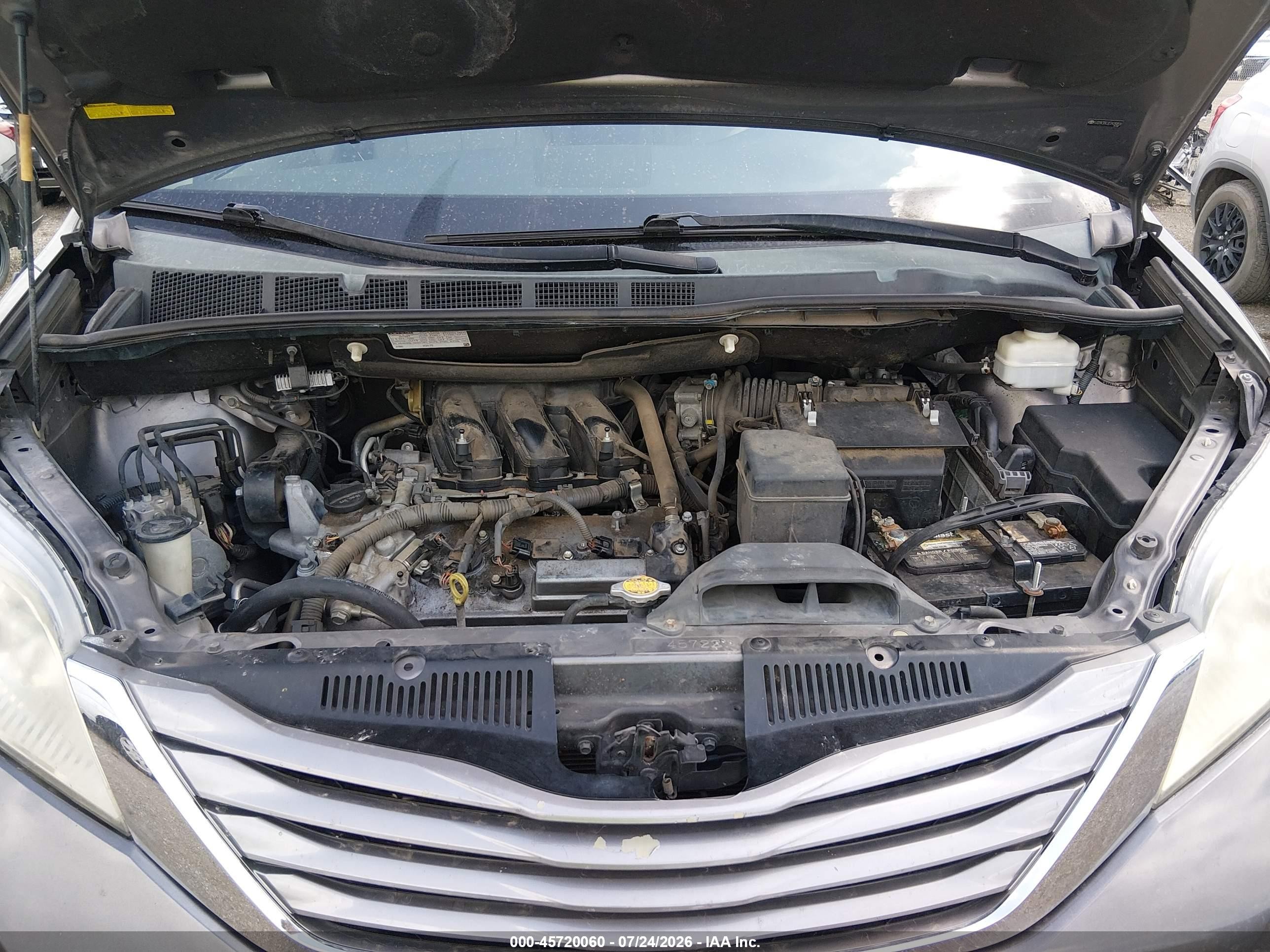 2014 Toyota Sienna Xle V6 8 Passenger Gray vin: 5TDYK3DC2ES426859