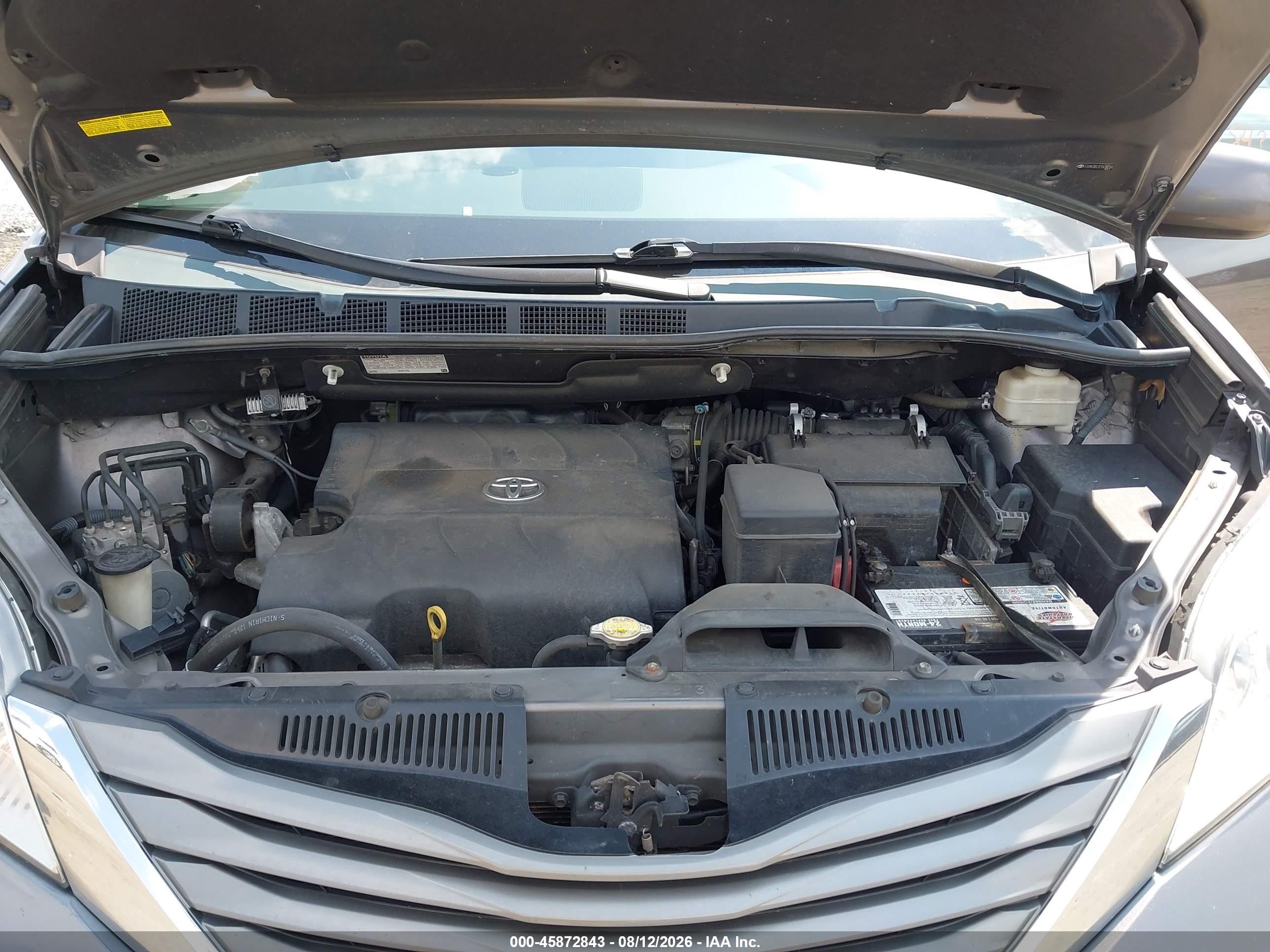2014 Toyota Sienna Xle V6 8 Passenger Gray vin: 5TDYK3DC2ES438090