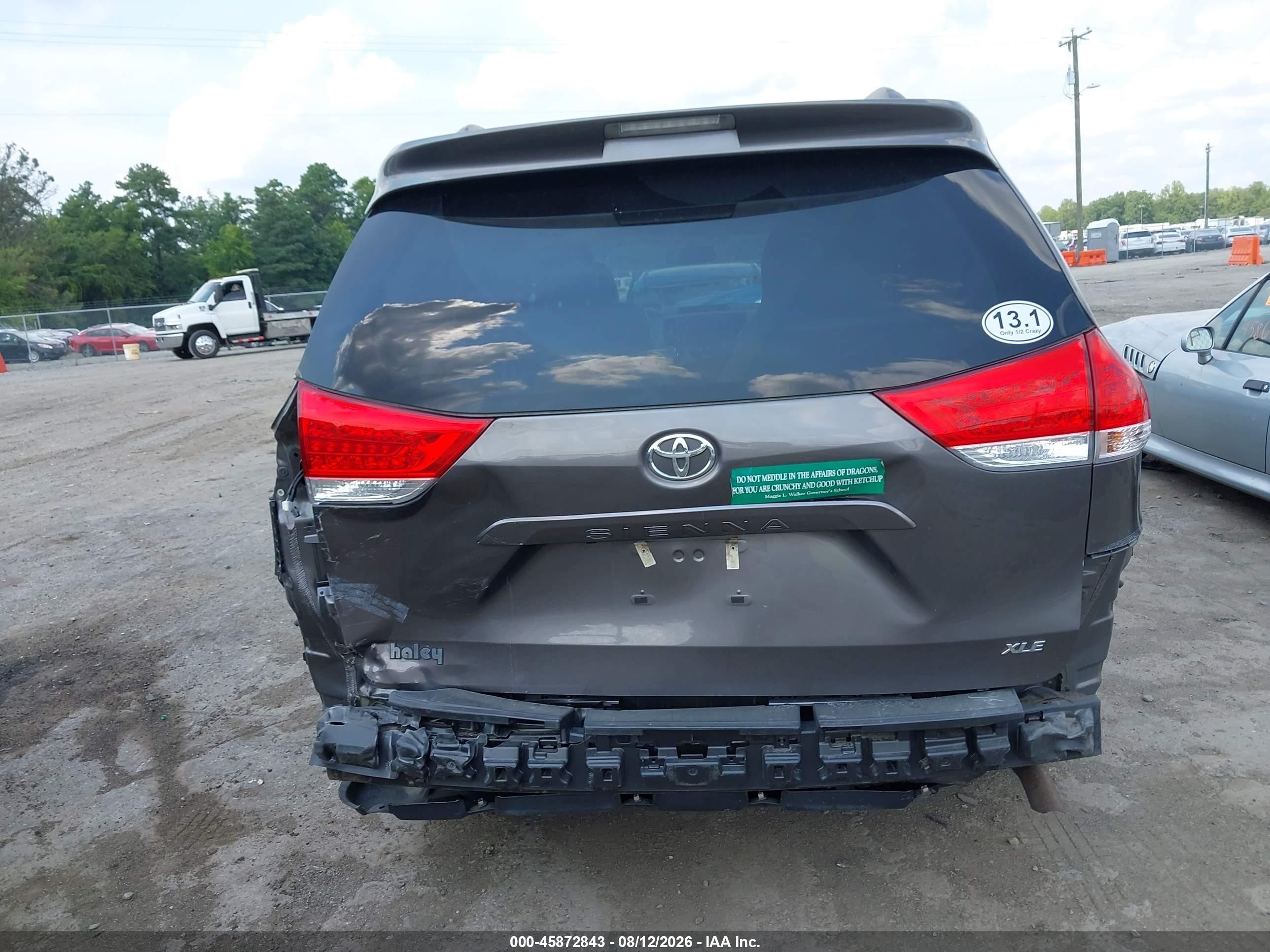 2014 Toyota Sienna Xle V6 8 Passenger Gray vin: 5TDYK3DC2ES438090