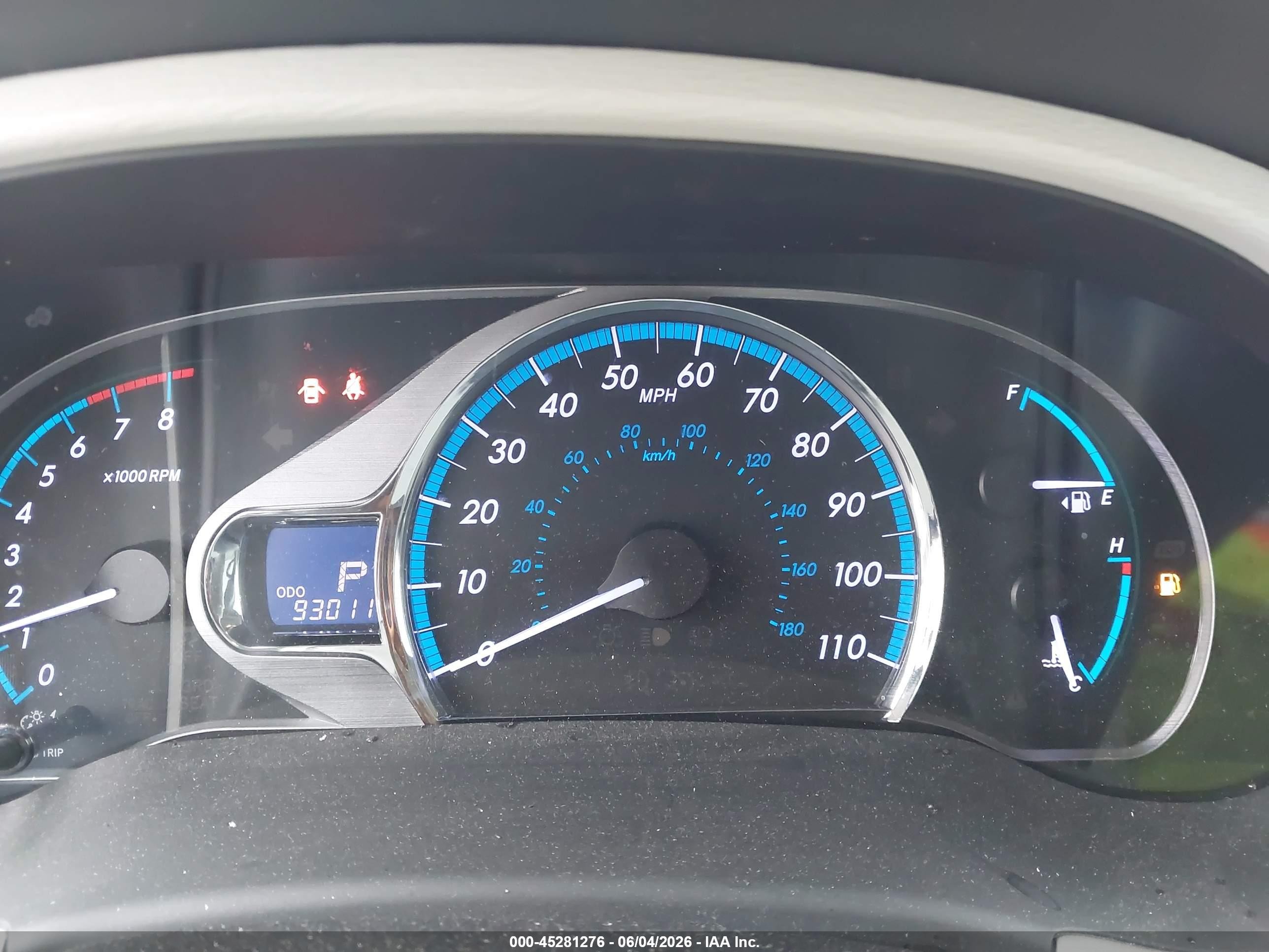 2014 Toyota Sienna Xle V6 8 Passenger Gray vin: 5TDYK3DC2ES464480