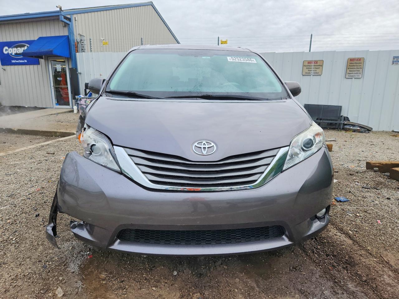 2014 Toyota Sienna Xle 8-passenger Gray vin: 5TDYK3DC2ES466830