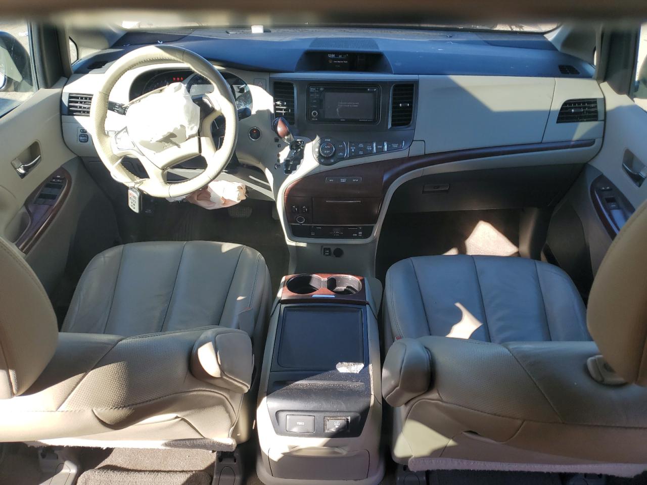 2014 Toyota Sienna Xle 8-passenger Tan vin: 5TDYK3DC2ES473888
