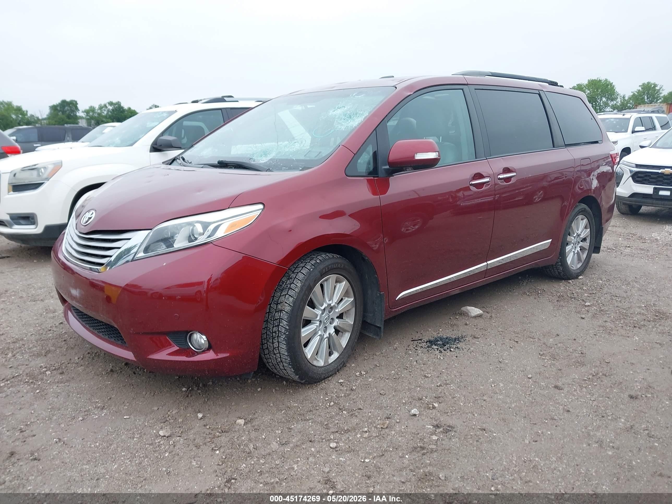 2015 Toyota Sienna Limited 7 Passenger Red vin: 5TDYK3DC2FS552186