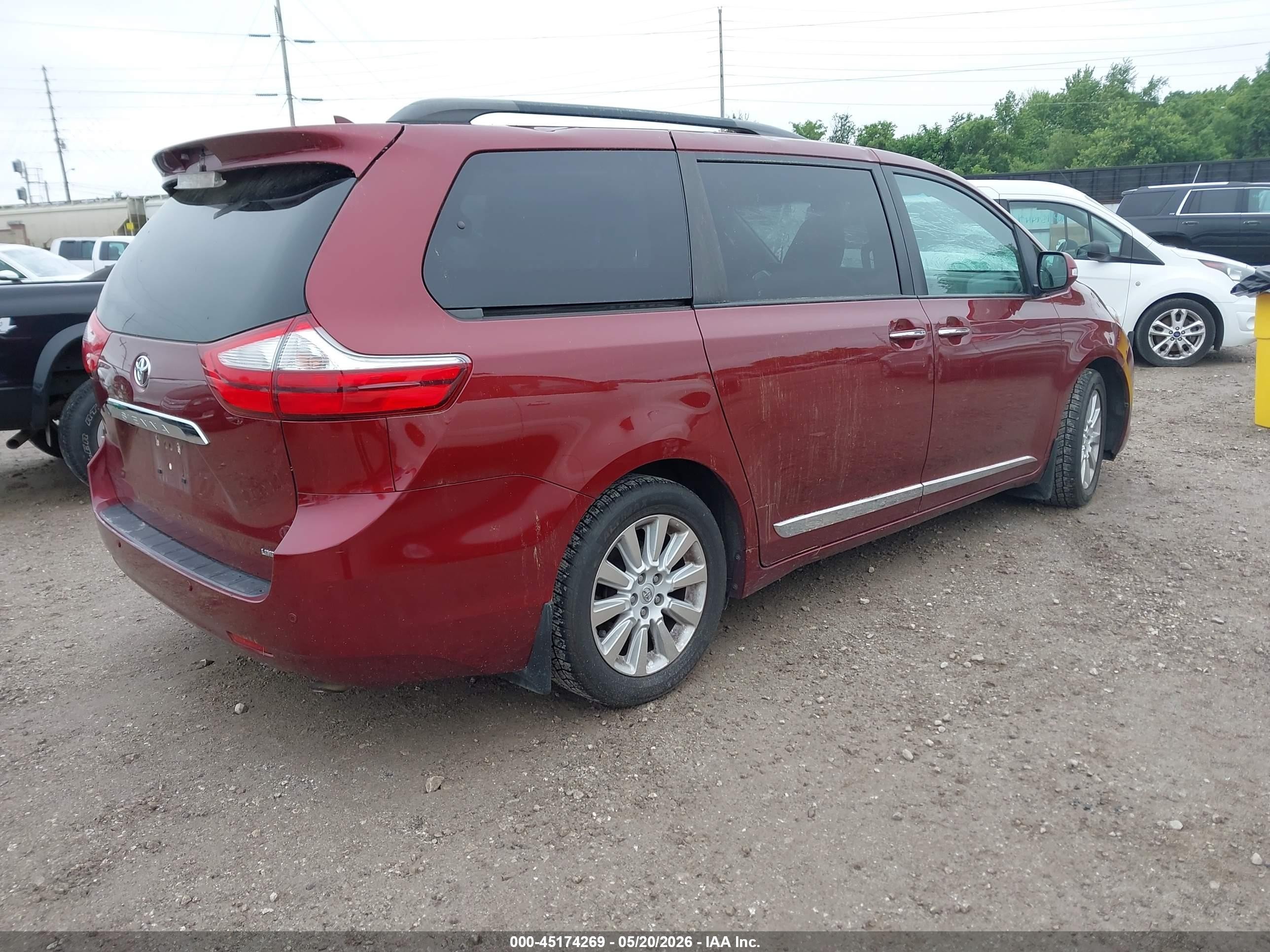 2015 Toyota Sienna Limited 7 Passenger Red vin: 5TDYK3DC2FS552186