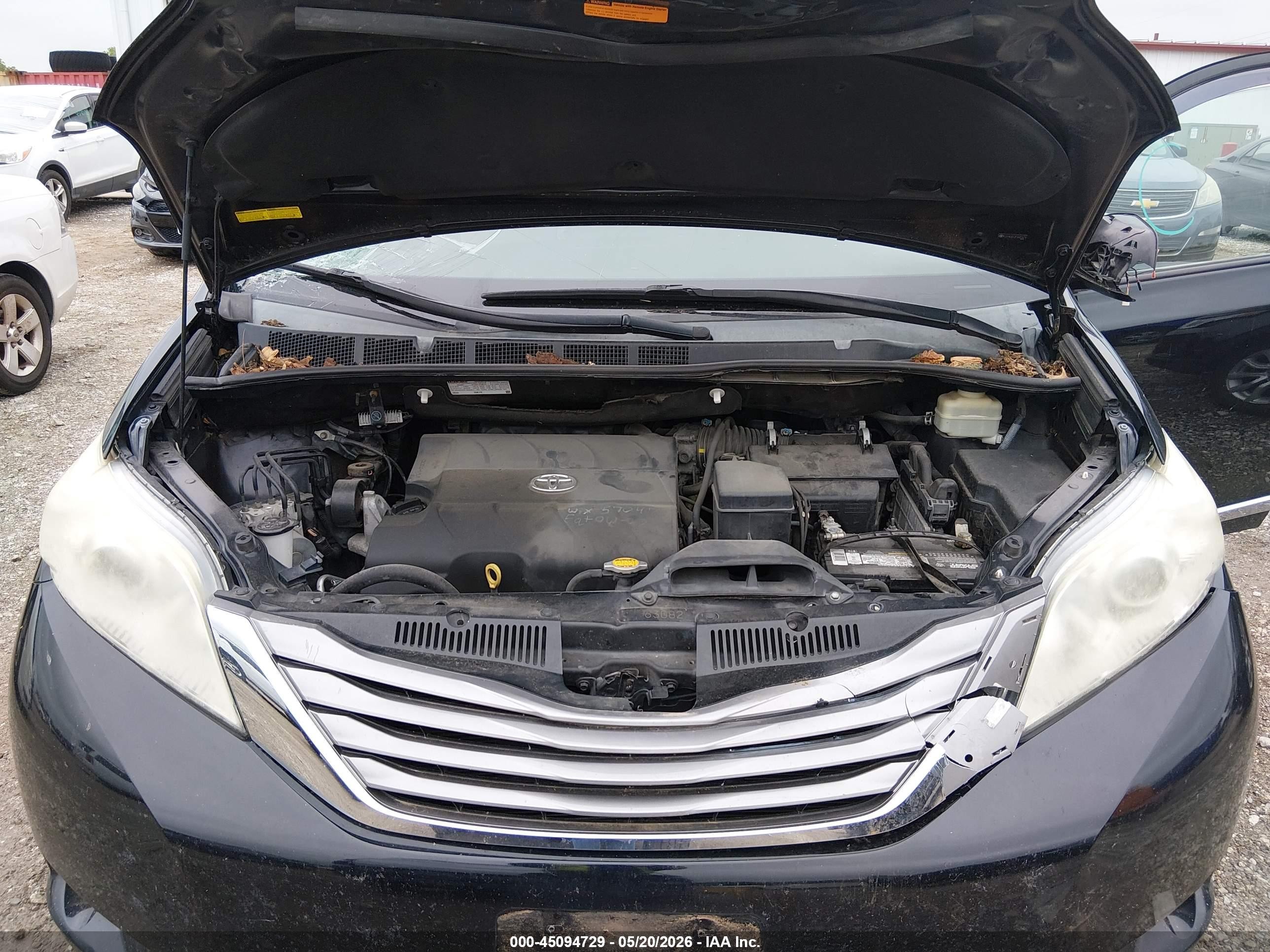 2015 Toyota Sienna Xle Premium 8 Passenger Black vin: 5TDYK3DC2FS685871