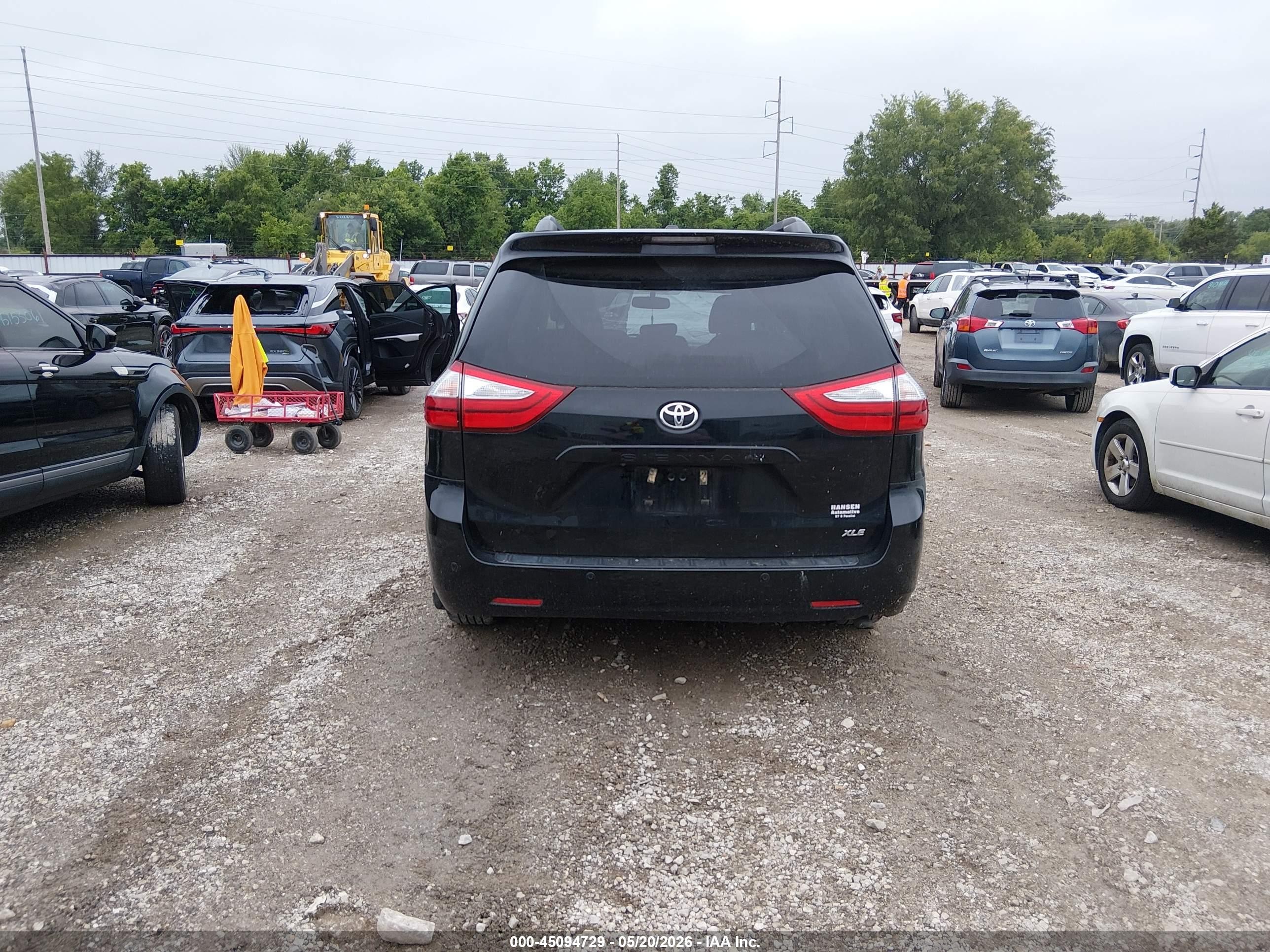 2015 Toyota Sienna Xle Premium 8 Passenger Black vin: 5TDYK3DC2FS685871