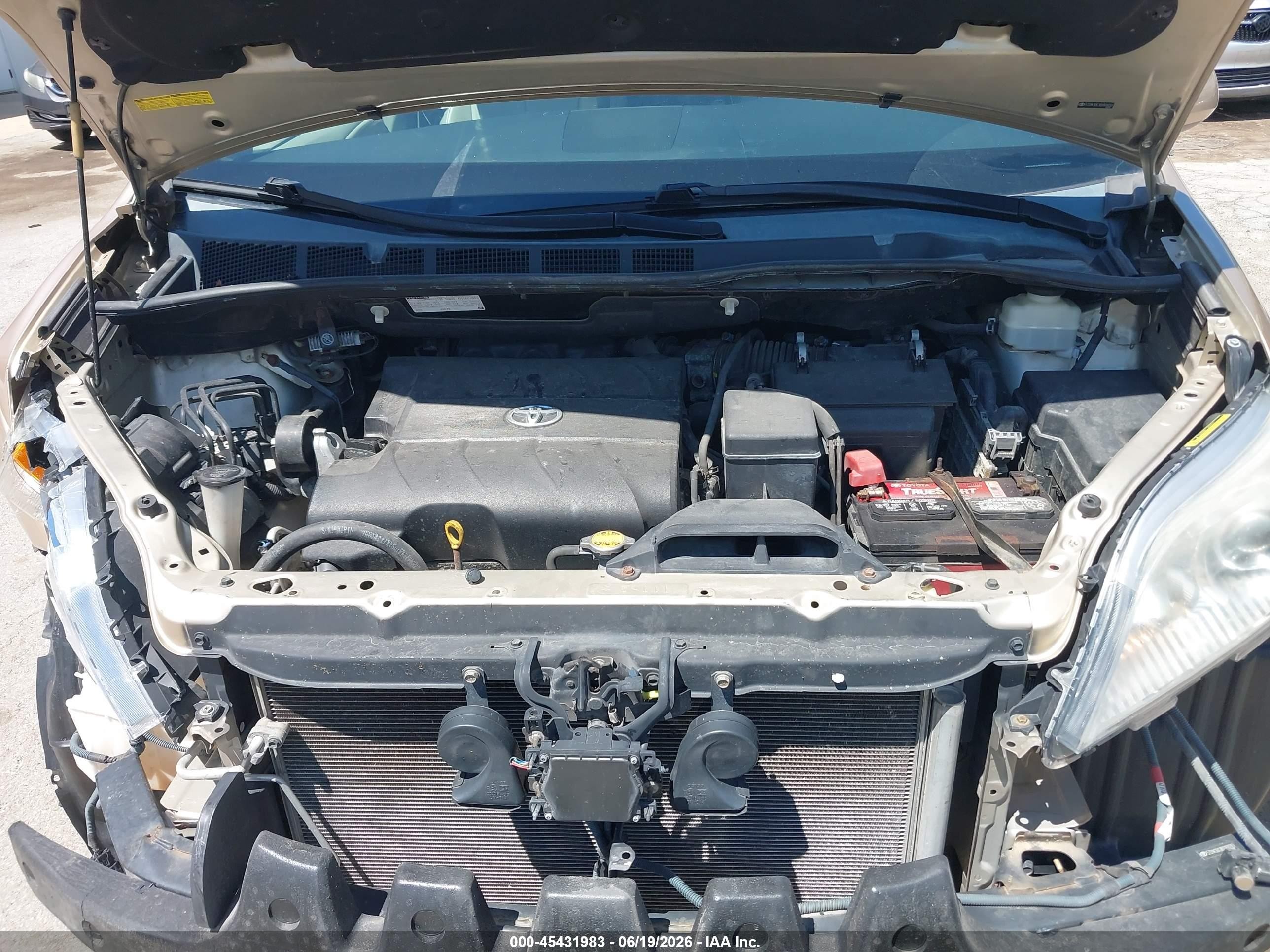 2011 Toyota Sienna Limited V6 Tan vin: 5TDYK3DC3BS009293