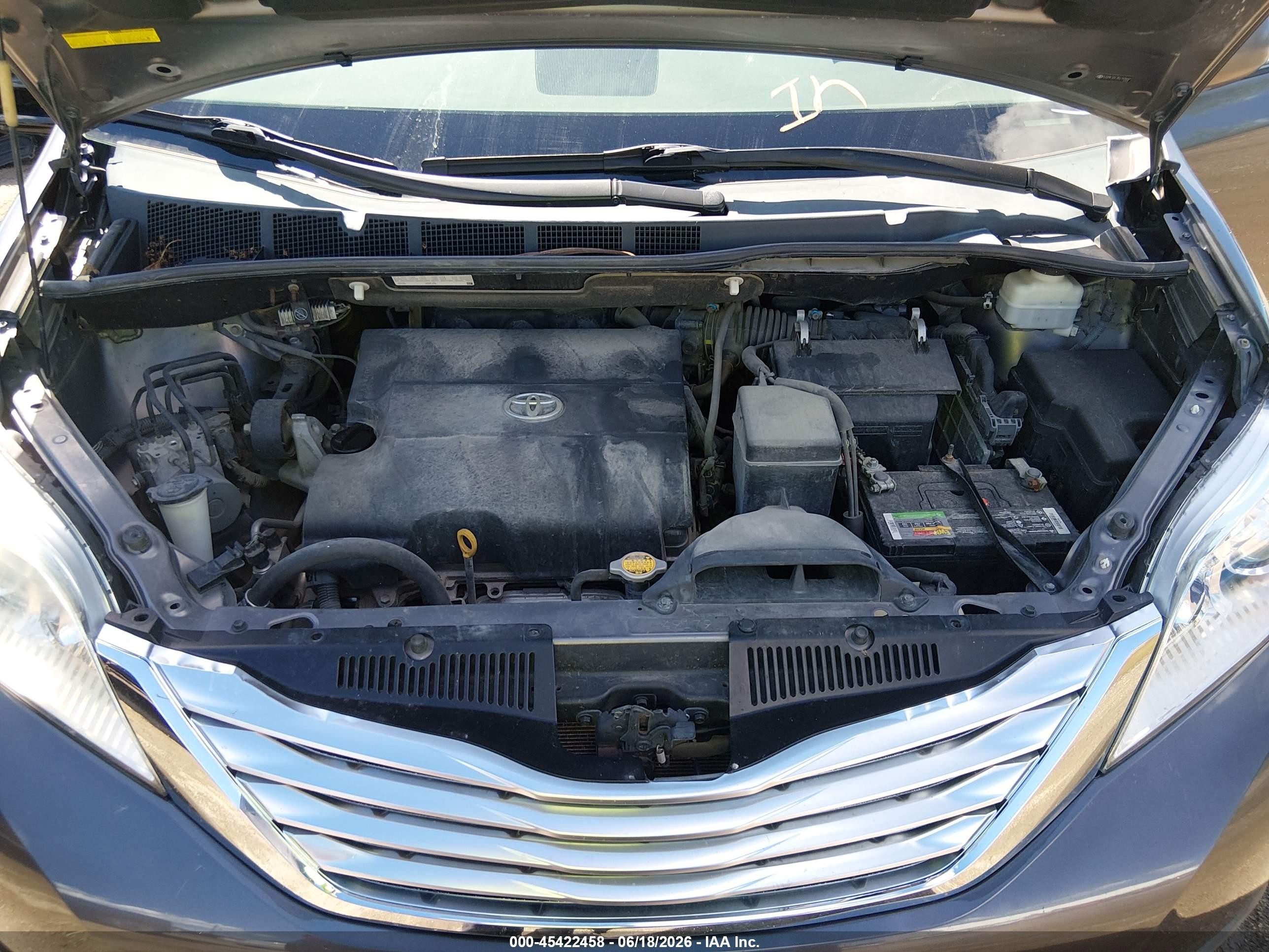 2011 Toyota Sienna Limited V6 Gray vin: 5TDYK3DC3BS149487