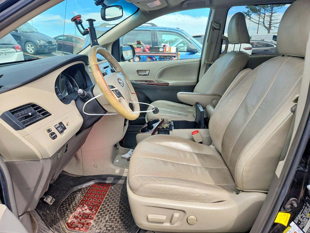 2012 Toyota Sienna Xle 8-passenger Black vin: 5TDYK3DC3CS197296